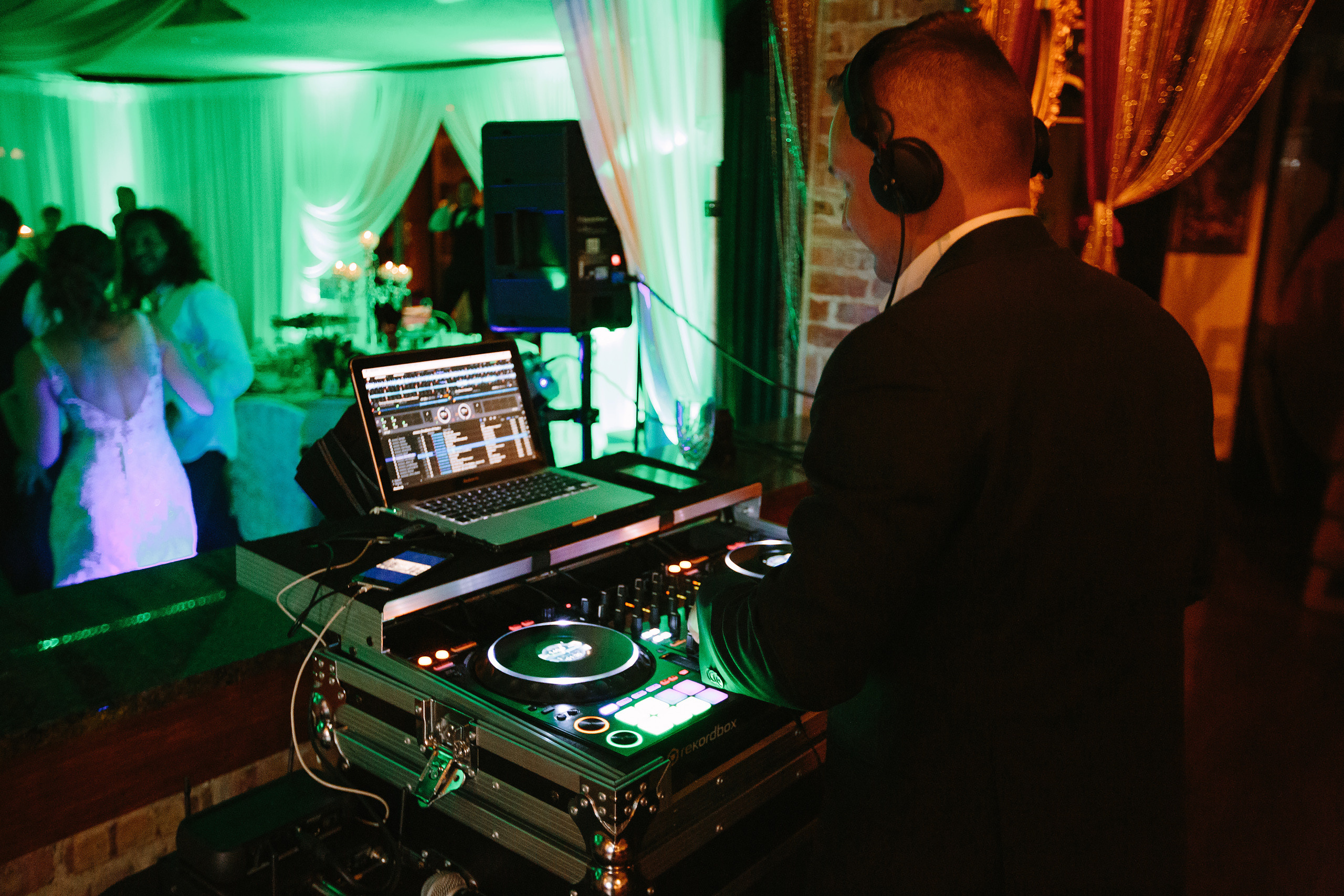 08.03.2019 Wedding. Wedding family event photographer in Chicago Nick Yushevich