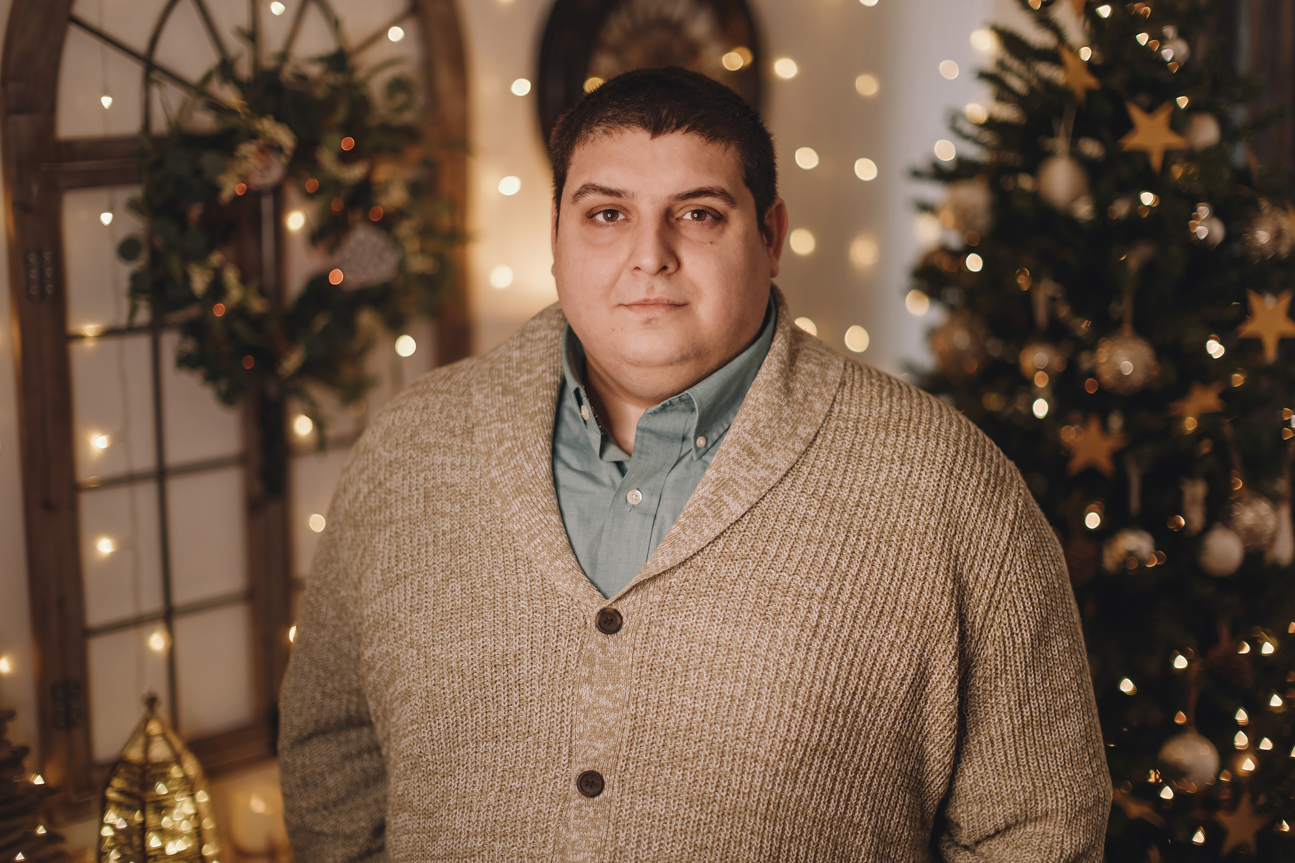 12122021 Christmas Photoshoot 13. Wedding family event photographer in Chicago Nick Yushevich