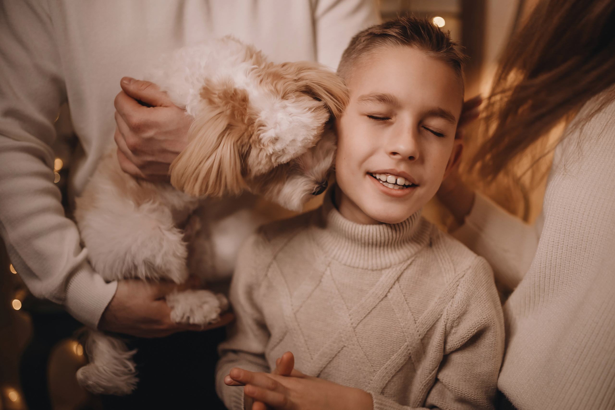 12142021 Christmas Photoshoot 14. Wedding family event photographer in Chicago Nick Yushevich