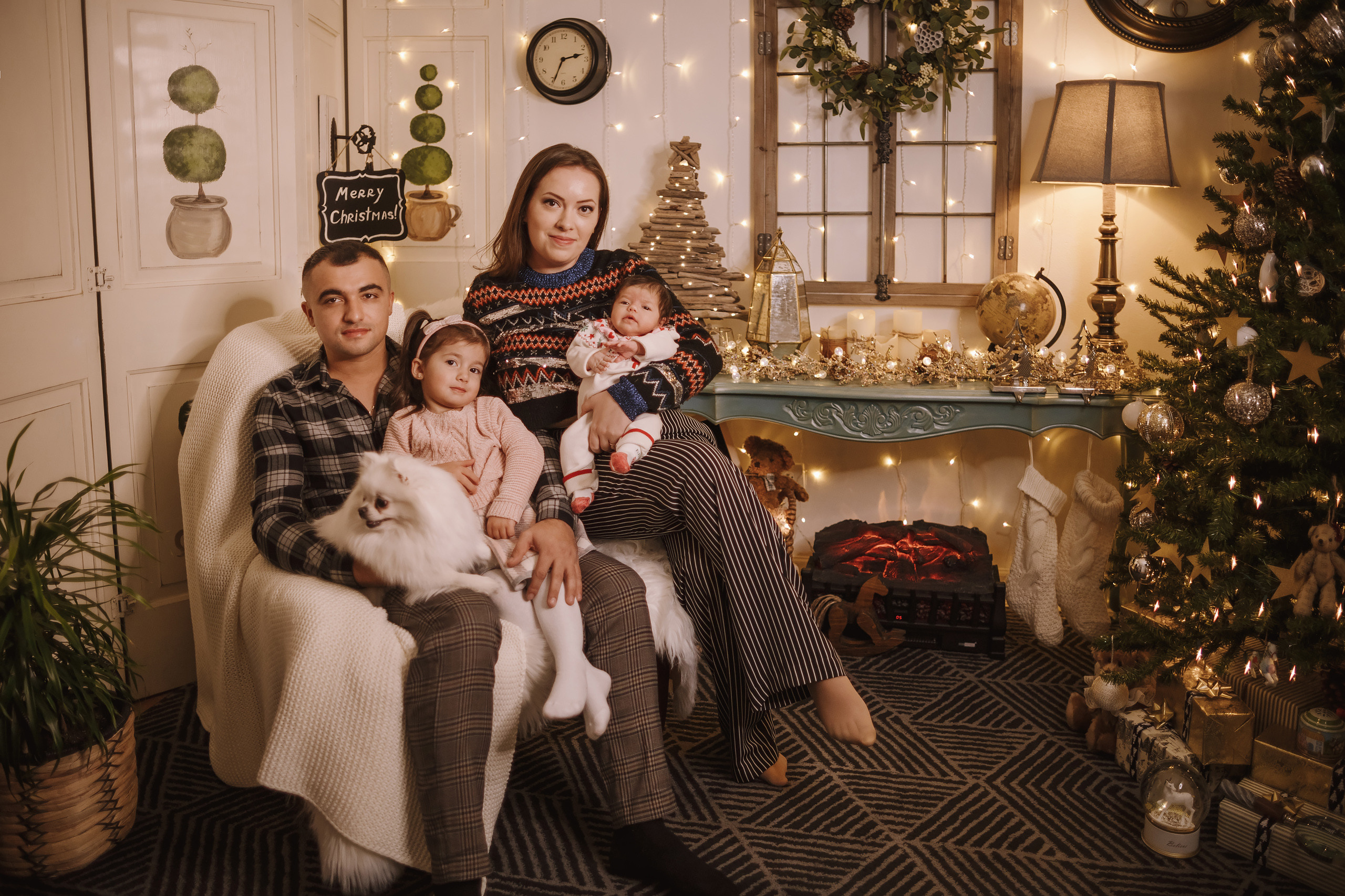 12042021 Christmas Photoshoot 9. Wedding family event photographer in Chicago Nick Yushevich