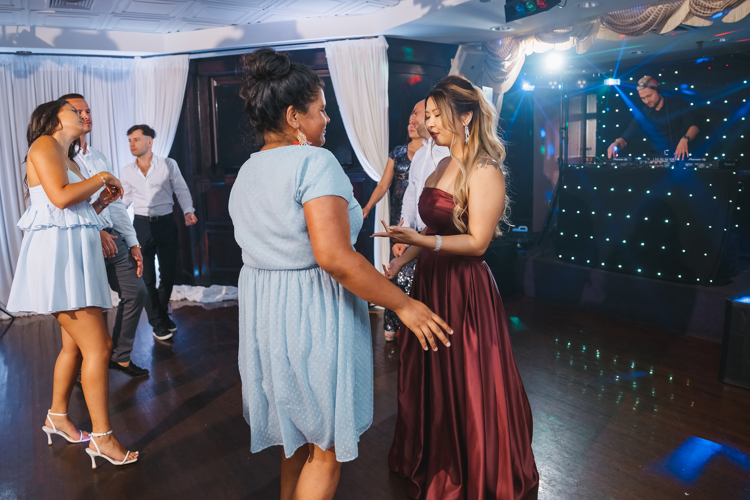 08.14.2021 Wedding. Wedding family event photographer in Chicago Nick Yushevich