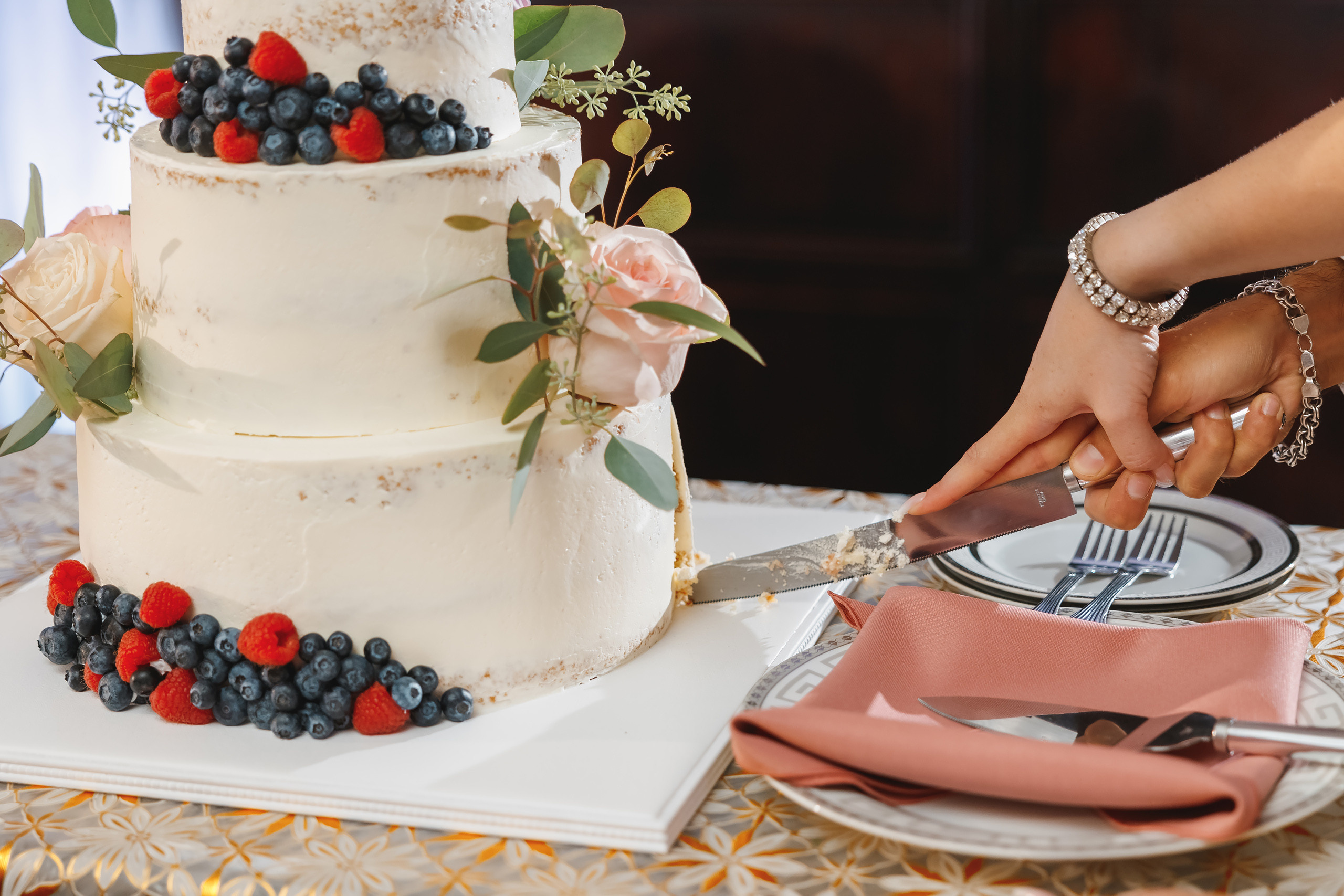 08.14.2021 Wedding. Wedding family event photographer in Chicago Nick Yushevich