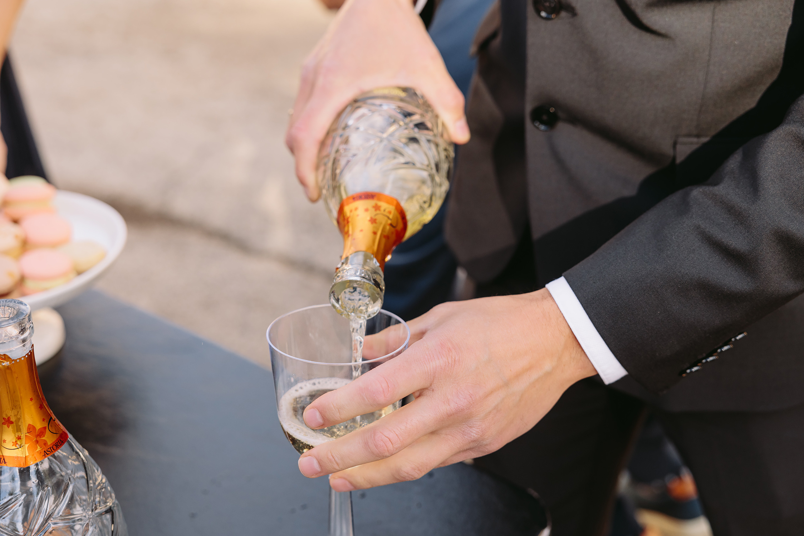 10.31.2021 Wedding. Wedding family event photographer in Chicago Nick Yushevich