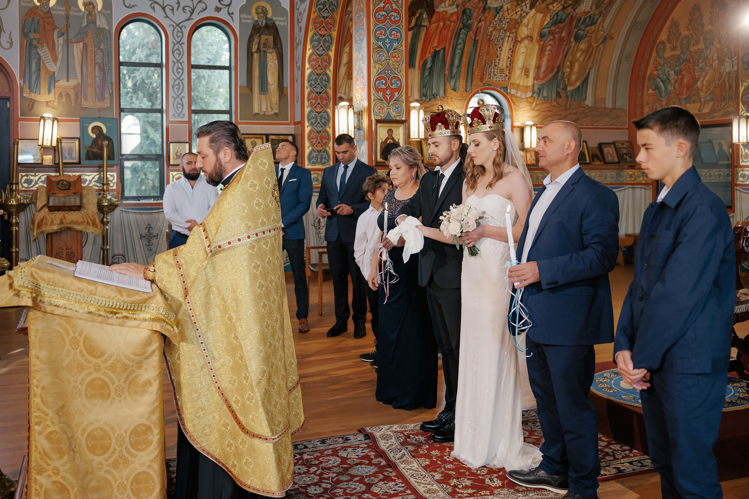 10.31.2021 Wedding. Wedding family event photographer in Chicago Nick Yushevich