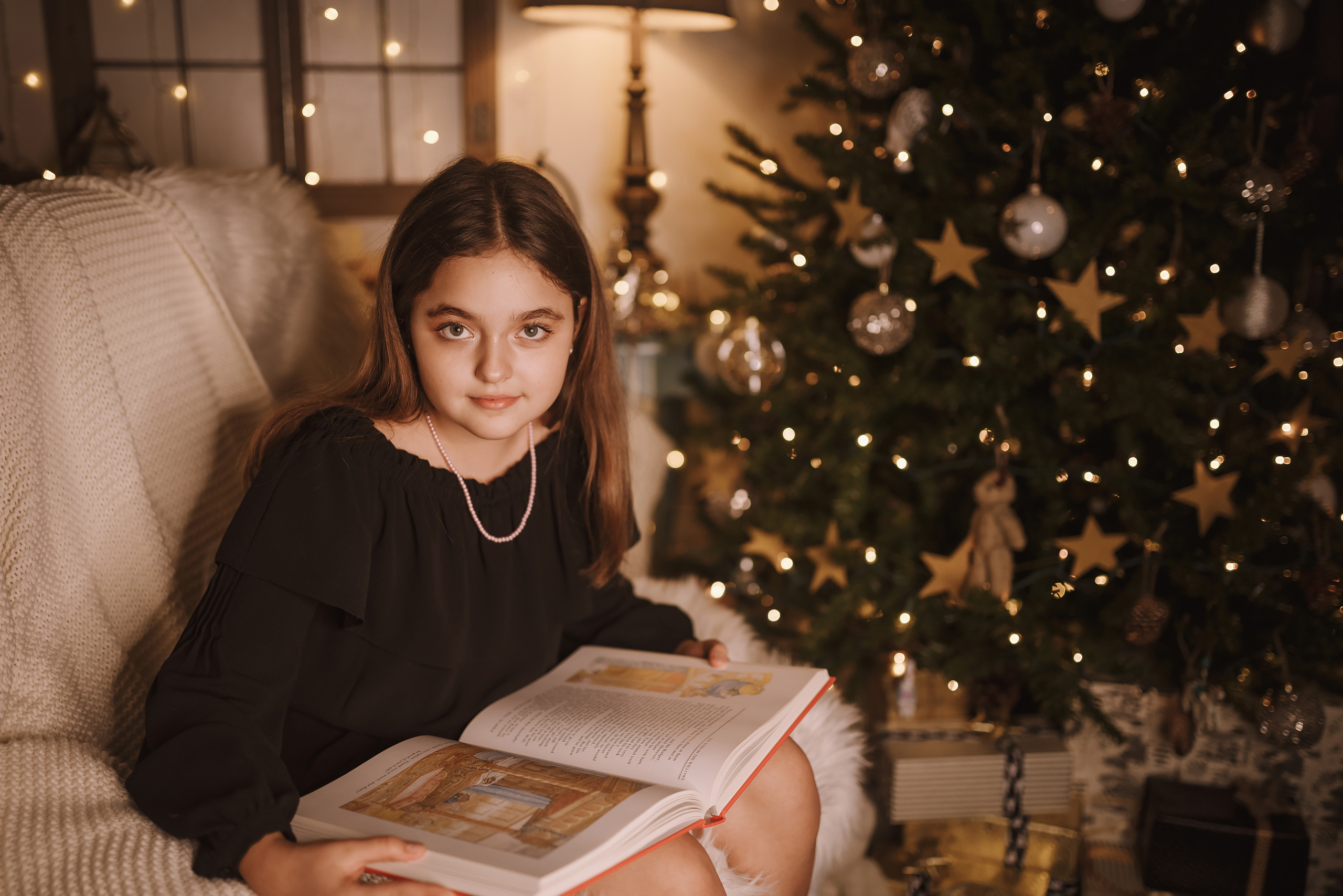 11212021 Christmas Photoshoot 4. Wedding family event photographer in Chicago Nick Yushevich