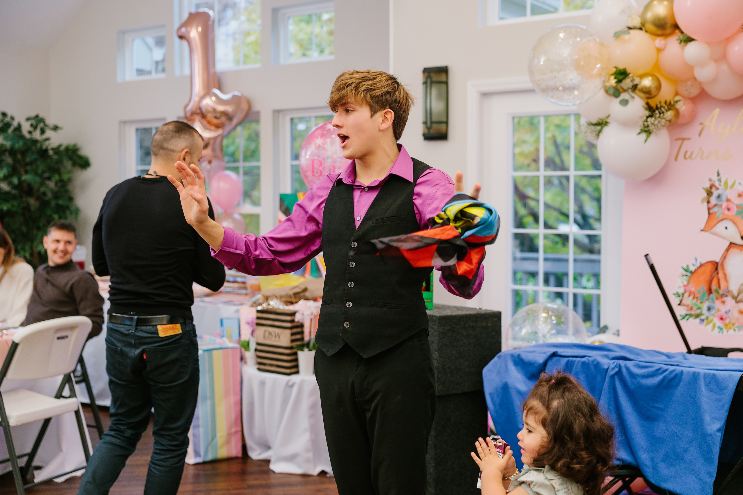 11.13.2021 First birthday. Wedding family event photographer in Chicago Nick Yushevich