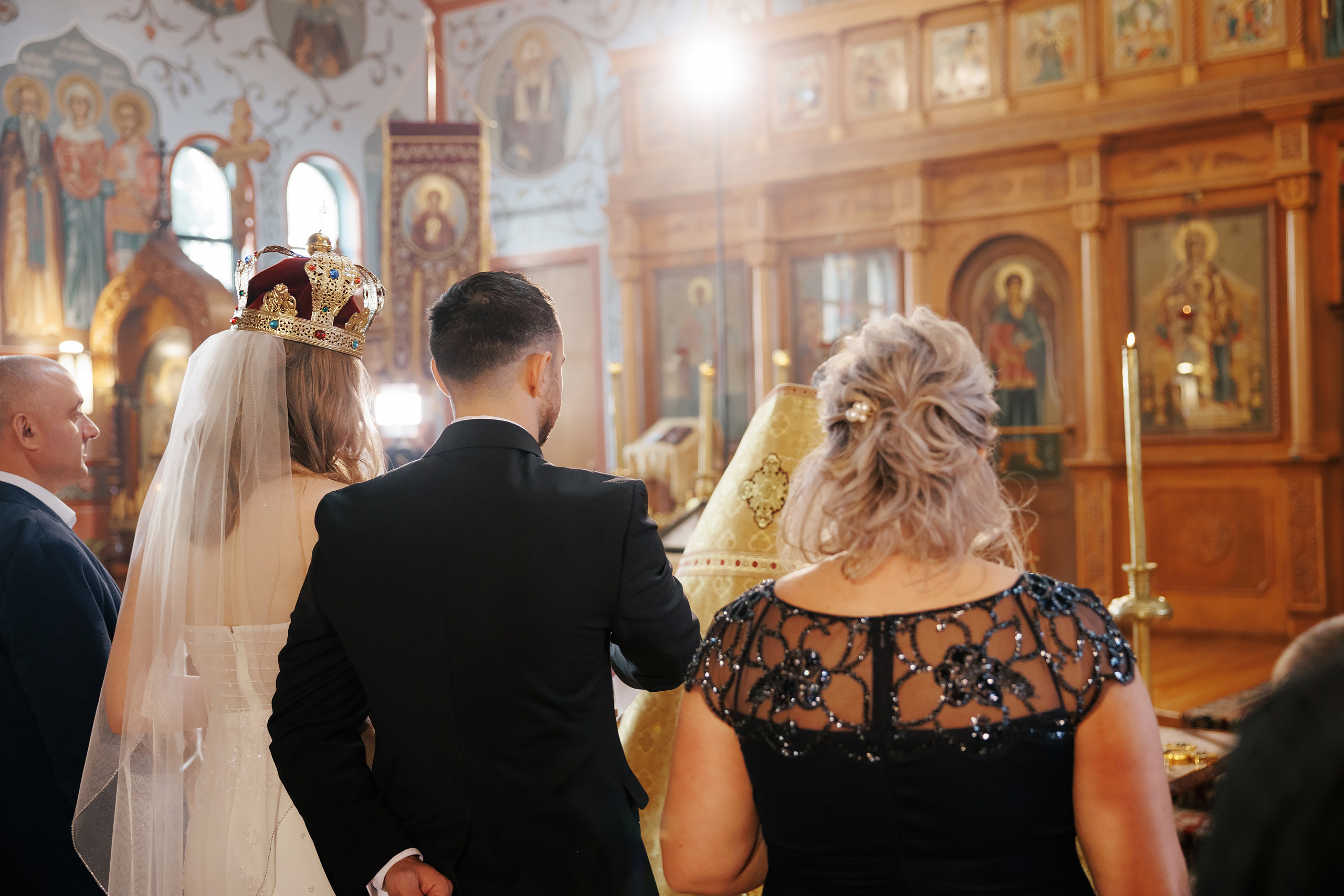 10.31.2021 Wedding. Wedding family event photographer in Chicago Nick Yushevich