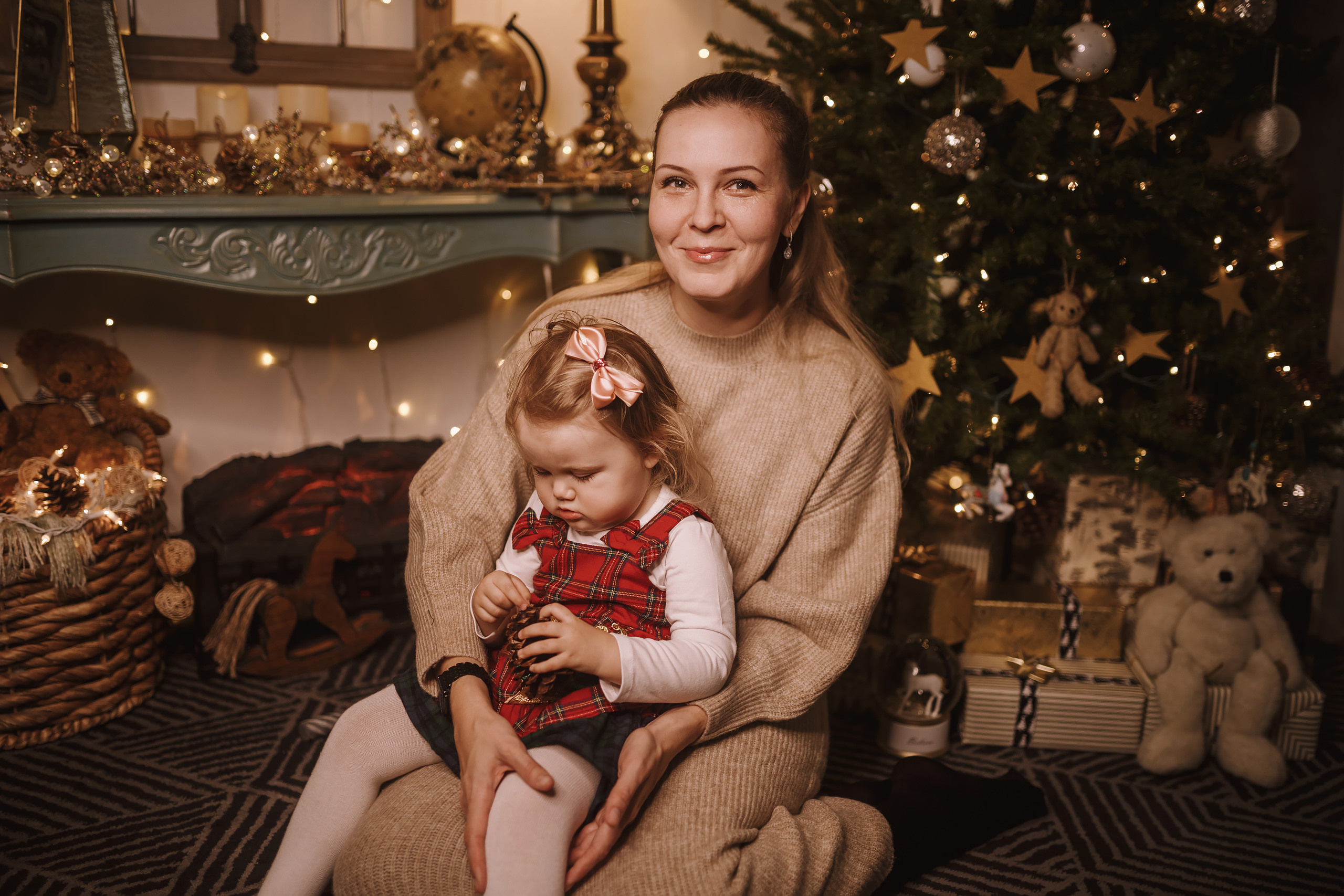 12042021 Christmas Photoshoot 8. Wedding family event photographer in Chicago Nick Yushevich