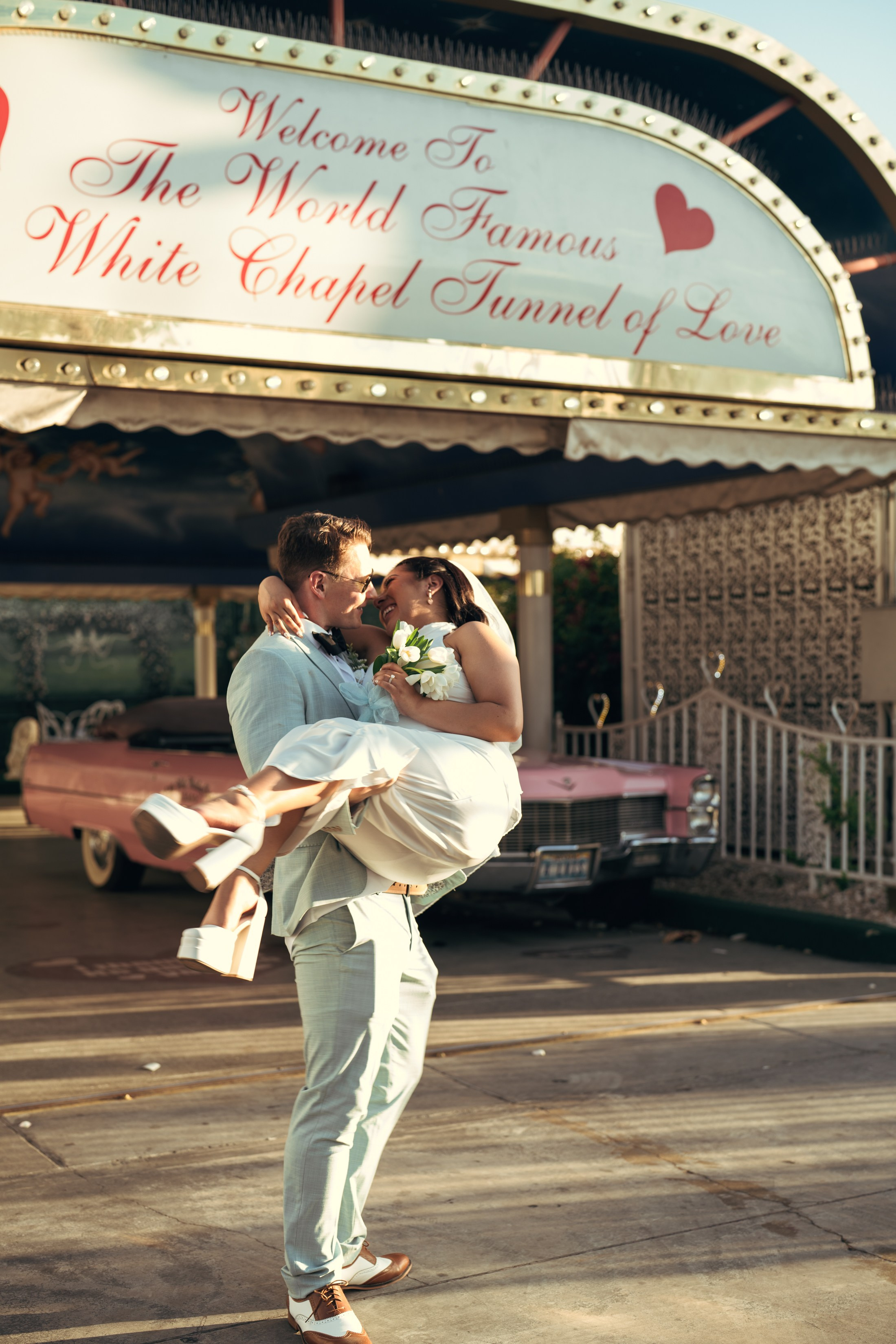 Christian&Patricia. Wedding & elopement photographer Viktoriya Kravtsov. Las Vegas