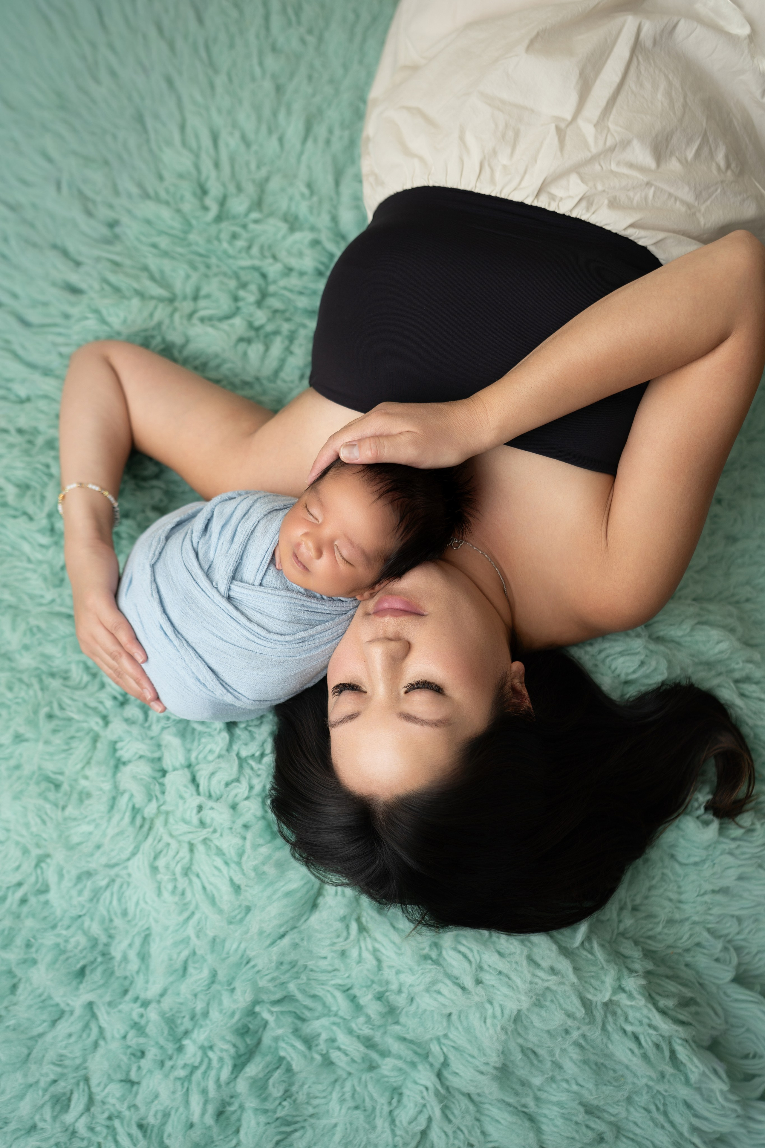 Newborn+Family. Maternity, family and newborn photography in San Francisco Bay Area
