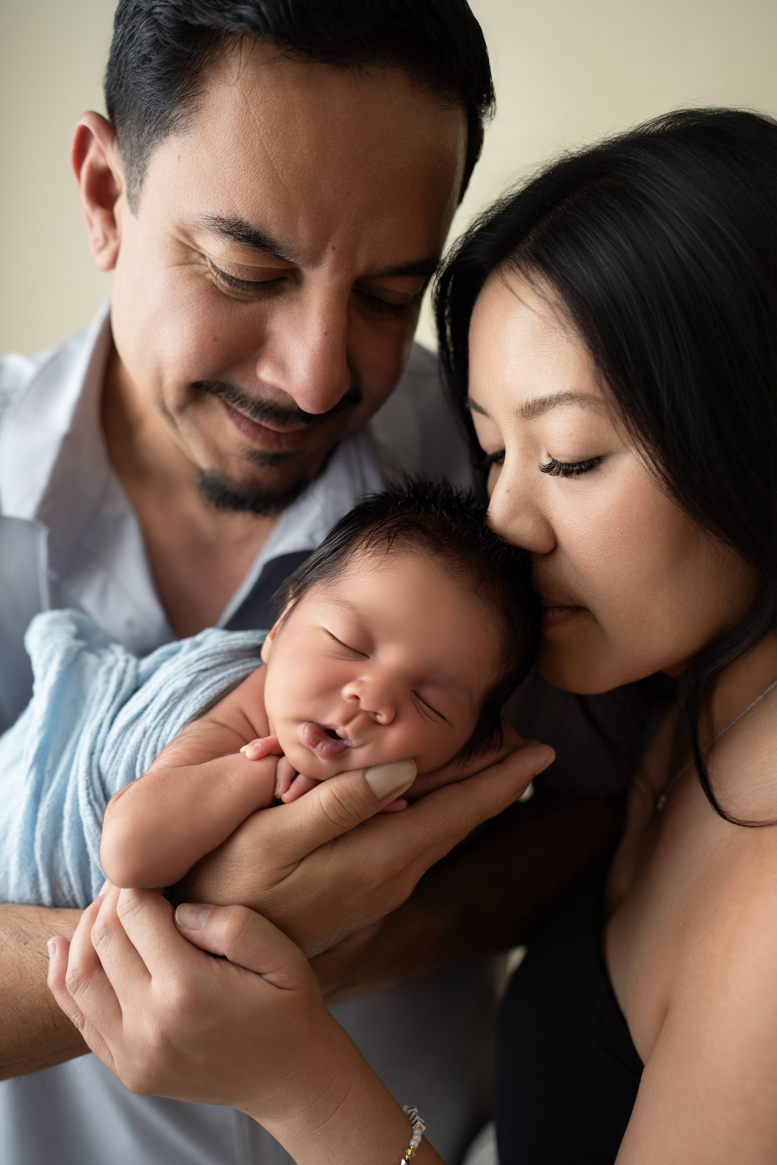 Newborn+Family. Maternity, family and newborn photography in San Francisco Bay Area