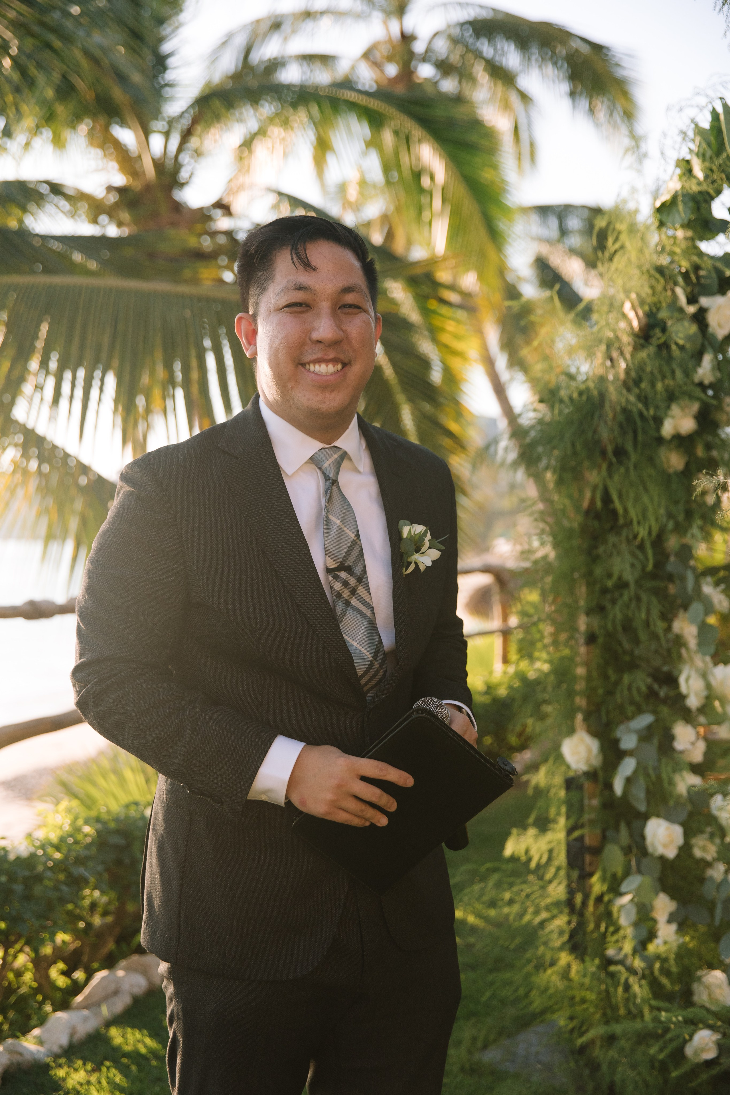 Martoca Beach Garden. Wedding photographer Mexico Sayulita Puerto Vallarta Punta Mita Cabo