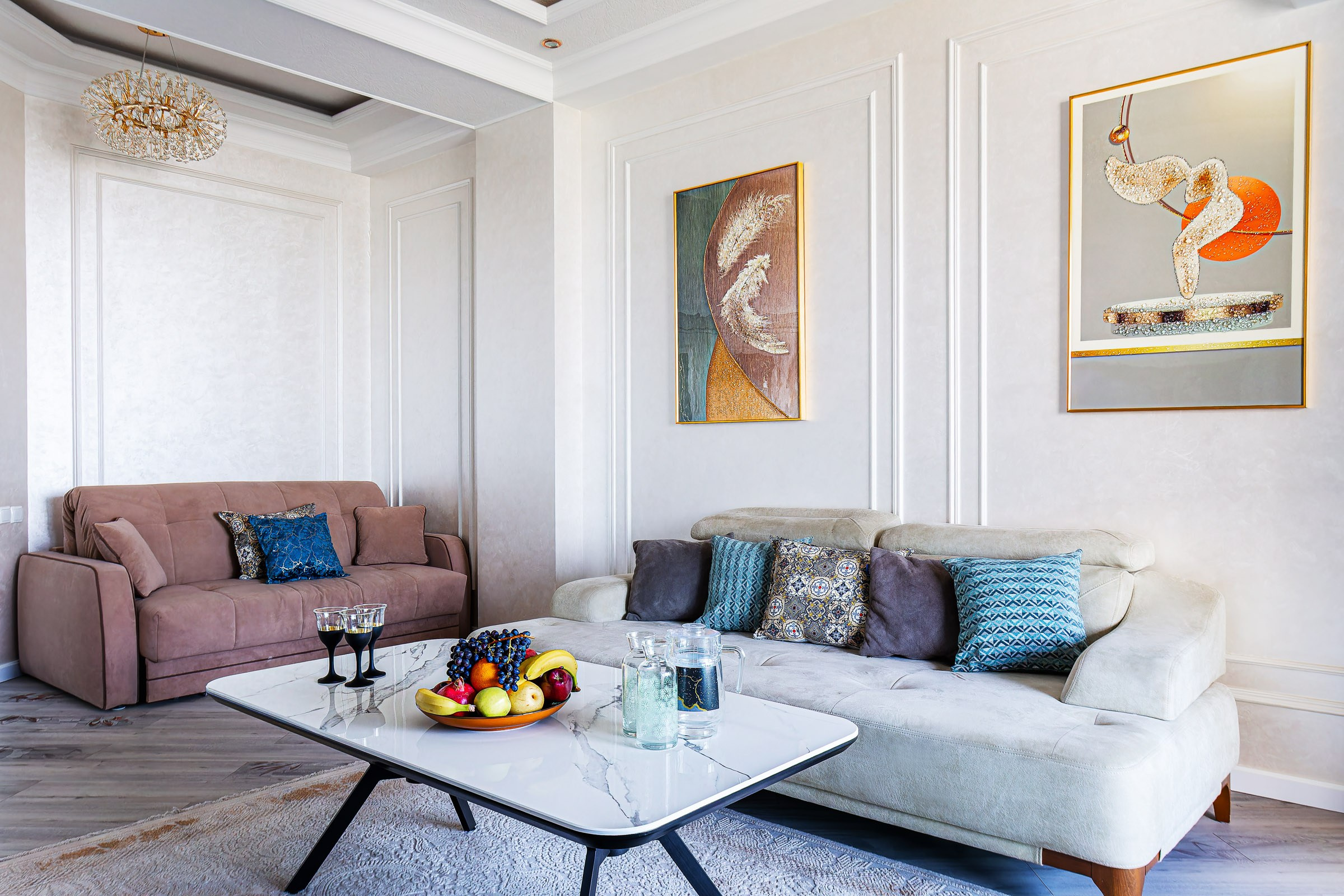 Интерьерная фотография, Ташкент, Узбекистан — элегантный отельный номер.