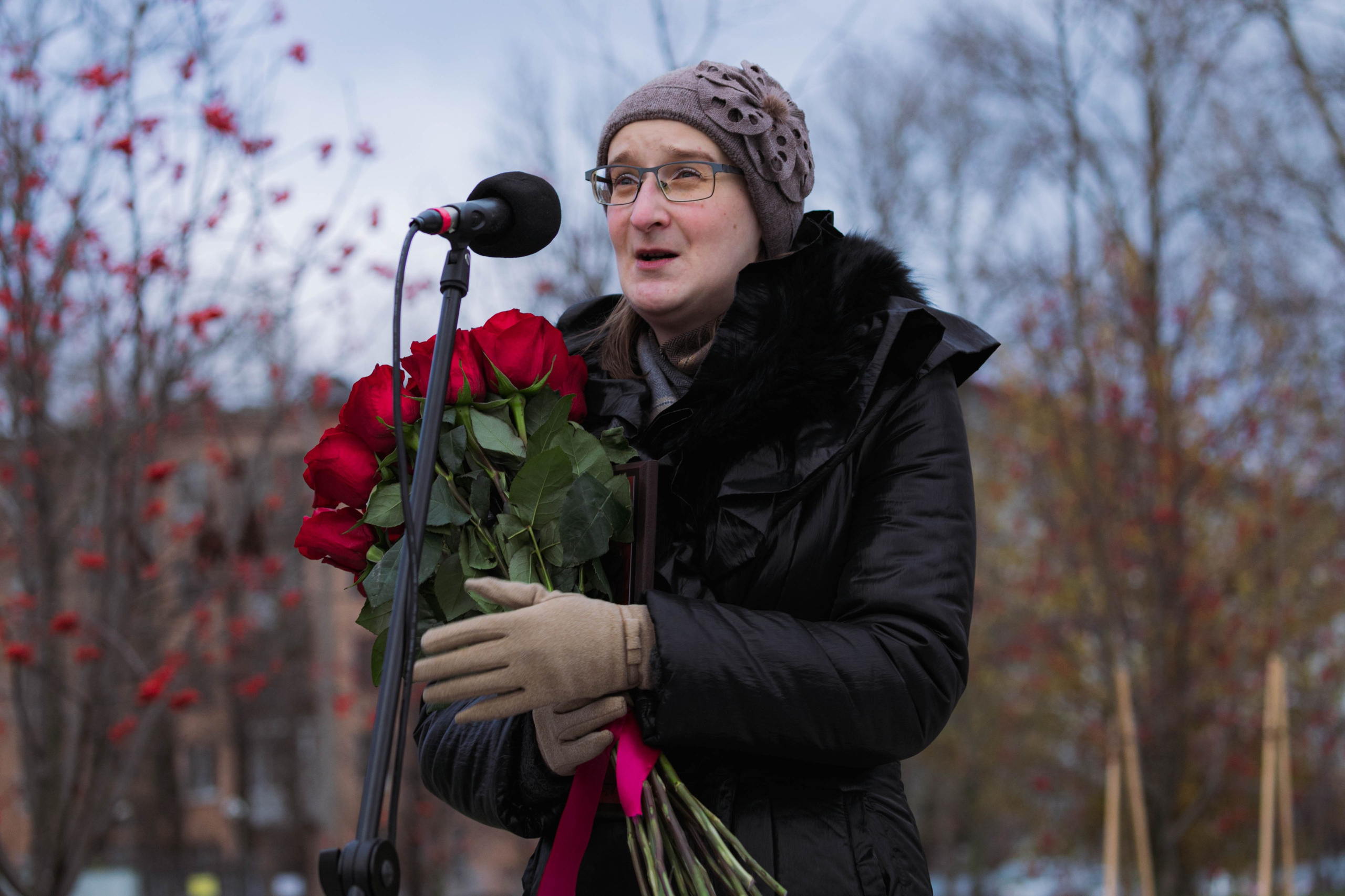 Внучка Юрия Кнорозова на открытии сквера им. Юрия Кнорозова