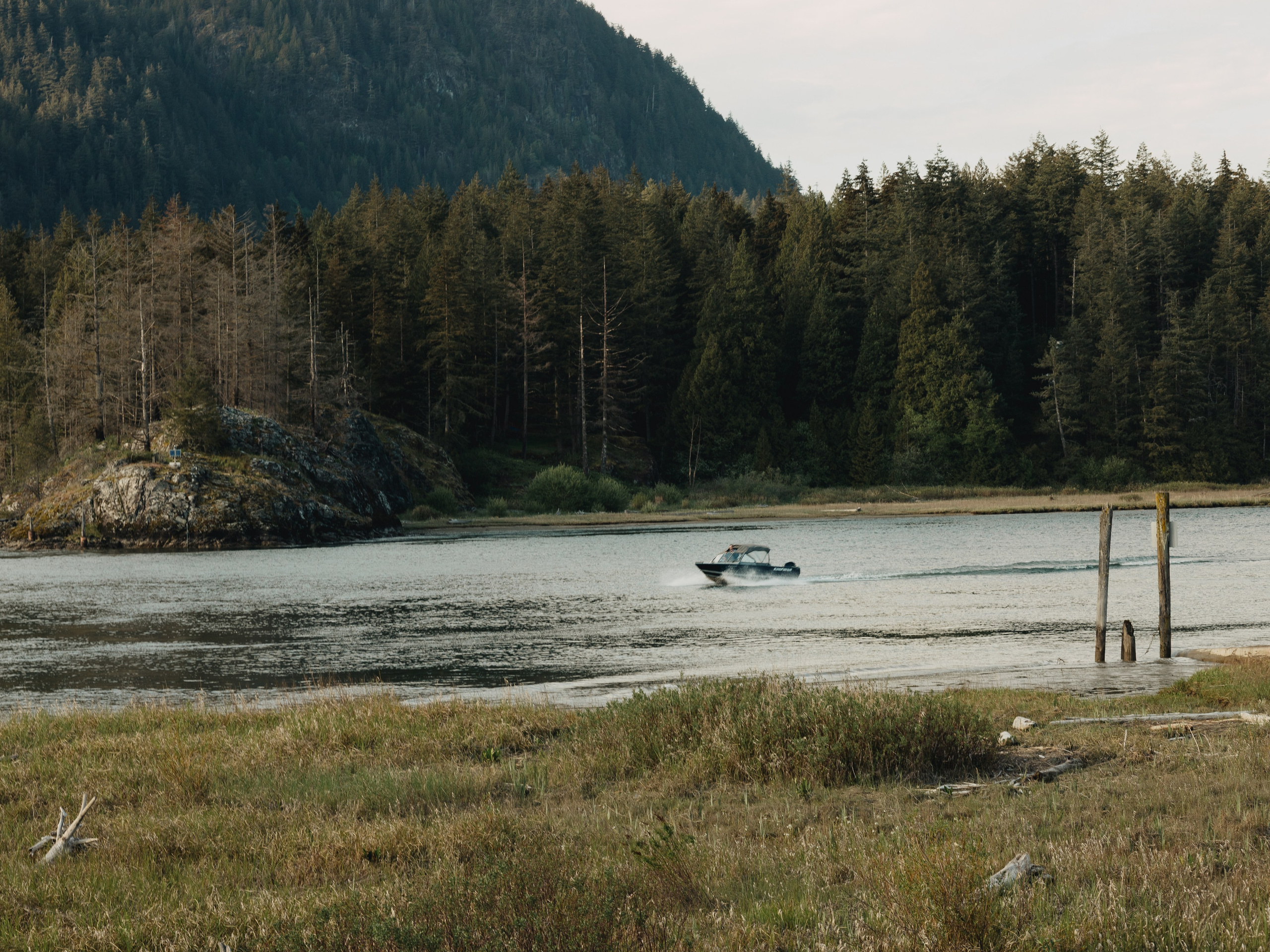 Pitt Lake. Yana Bobrova | Artistic Photography