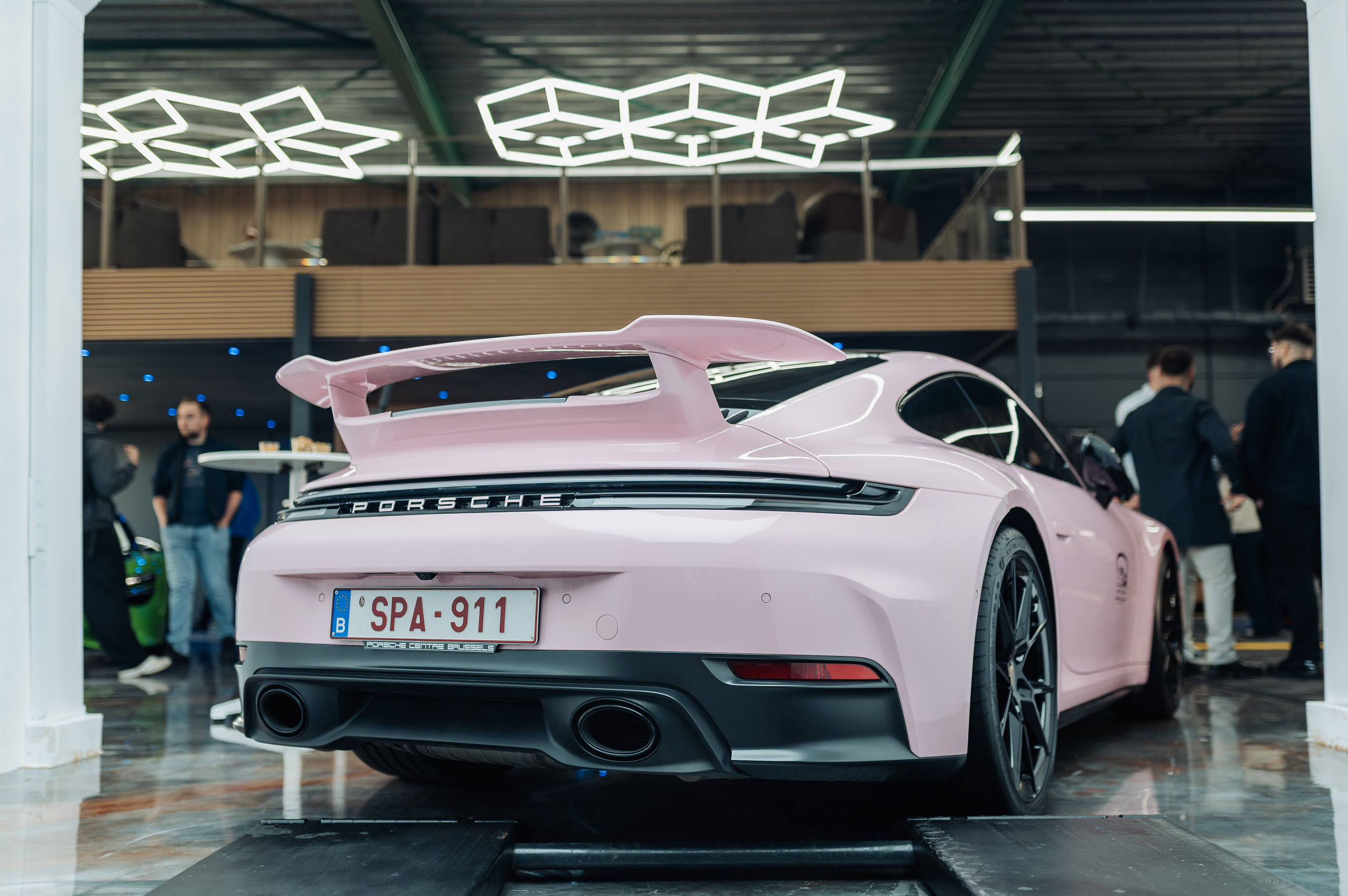 Photographe événement — Inauguration Auto Spa Concept Waterloo | Essence of Memories. Fotograf Roman Bruxelles & Brussels — Botez, Nunta, Evenimente, Sedinte foto | Essence of Memories