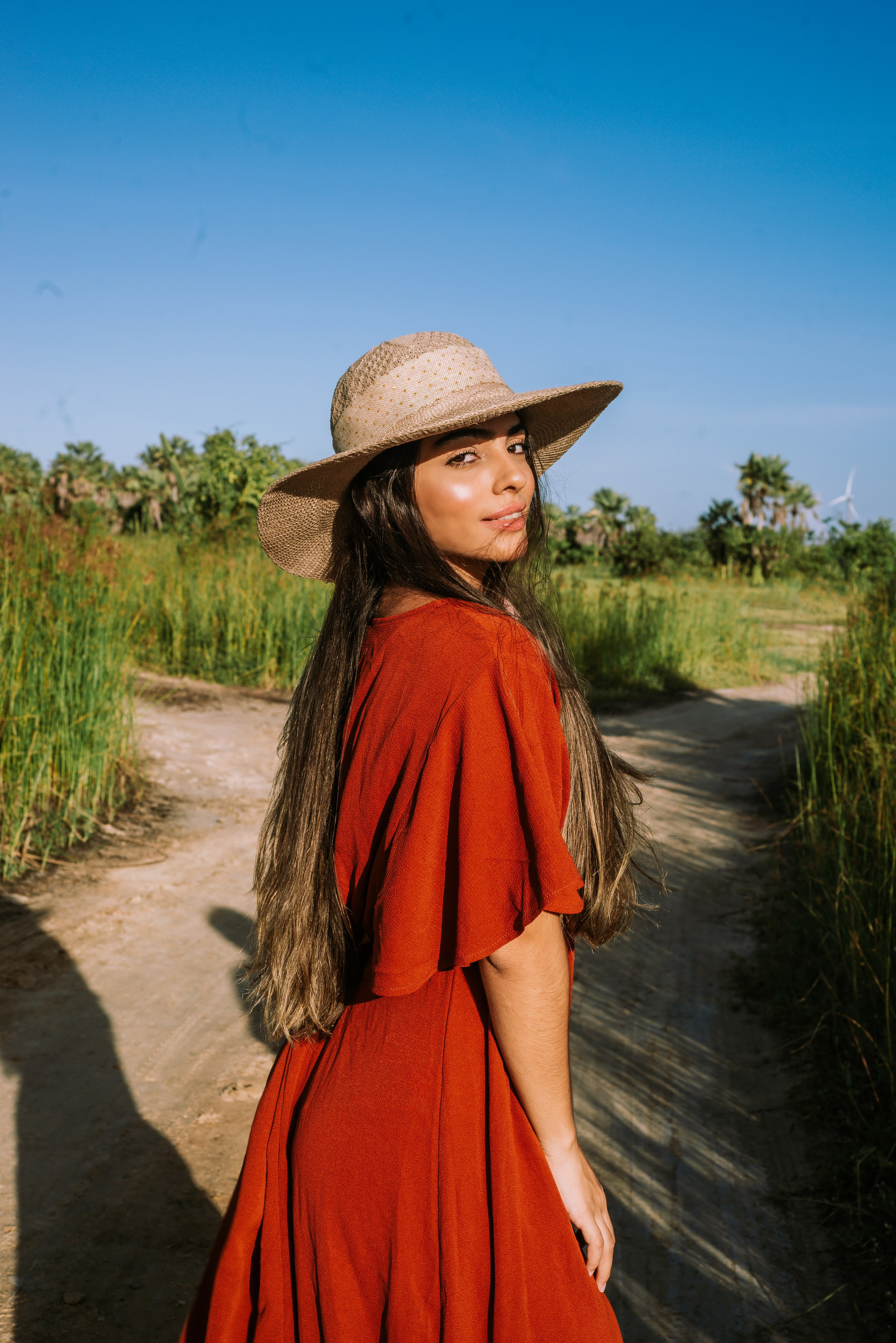 Ensaio feminino Thainá. R&S Fotografia e Filme fotografamos e filmamos casamentos, ensaios diversos, eventos em geral e hotelaria