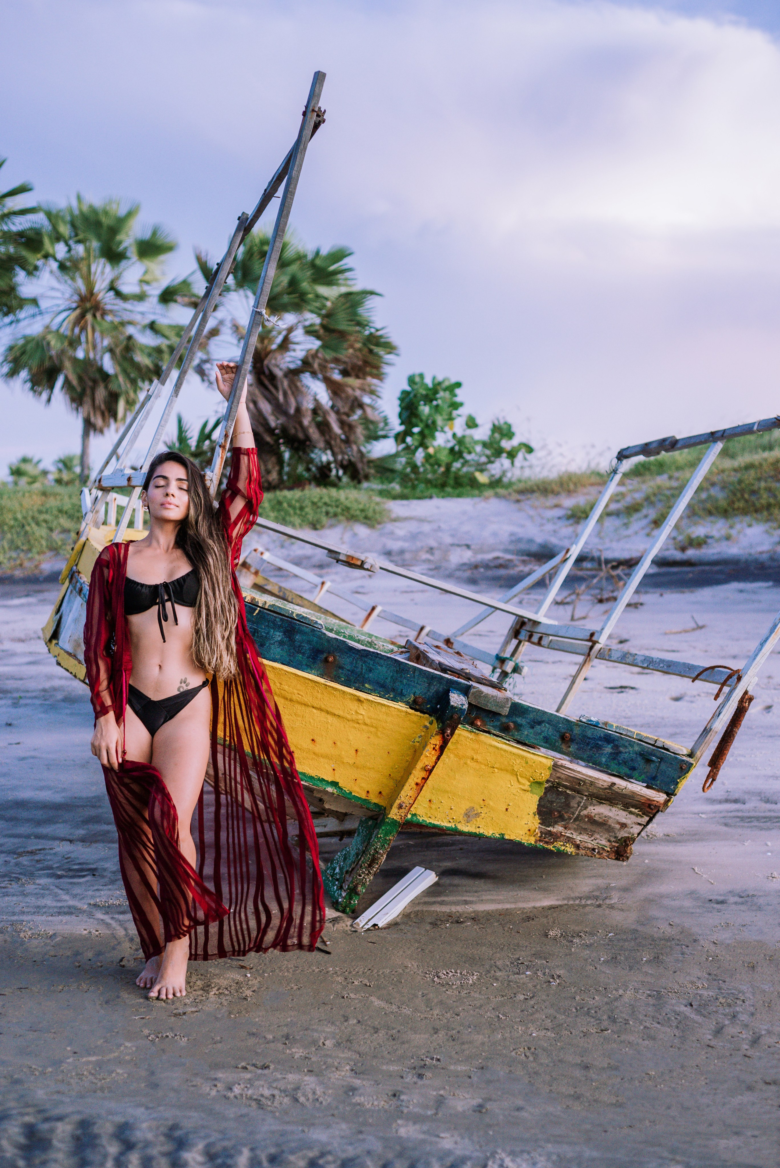 Ensaio feminino Thainá. R&S Fotografia e Filme fotografamos e filmamos casamentos, ensaios diversos, eventos em geral e hotelaria