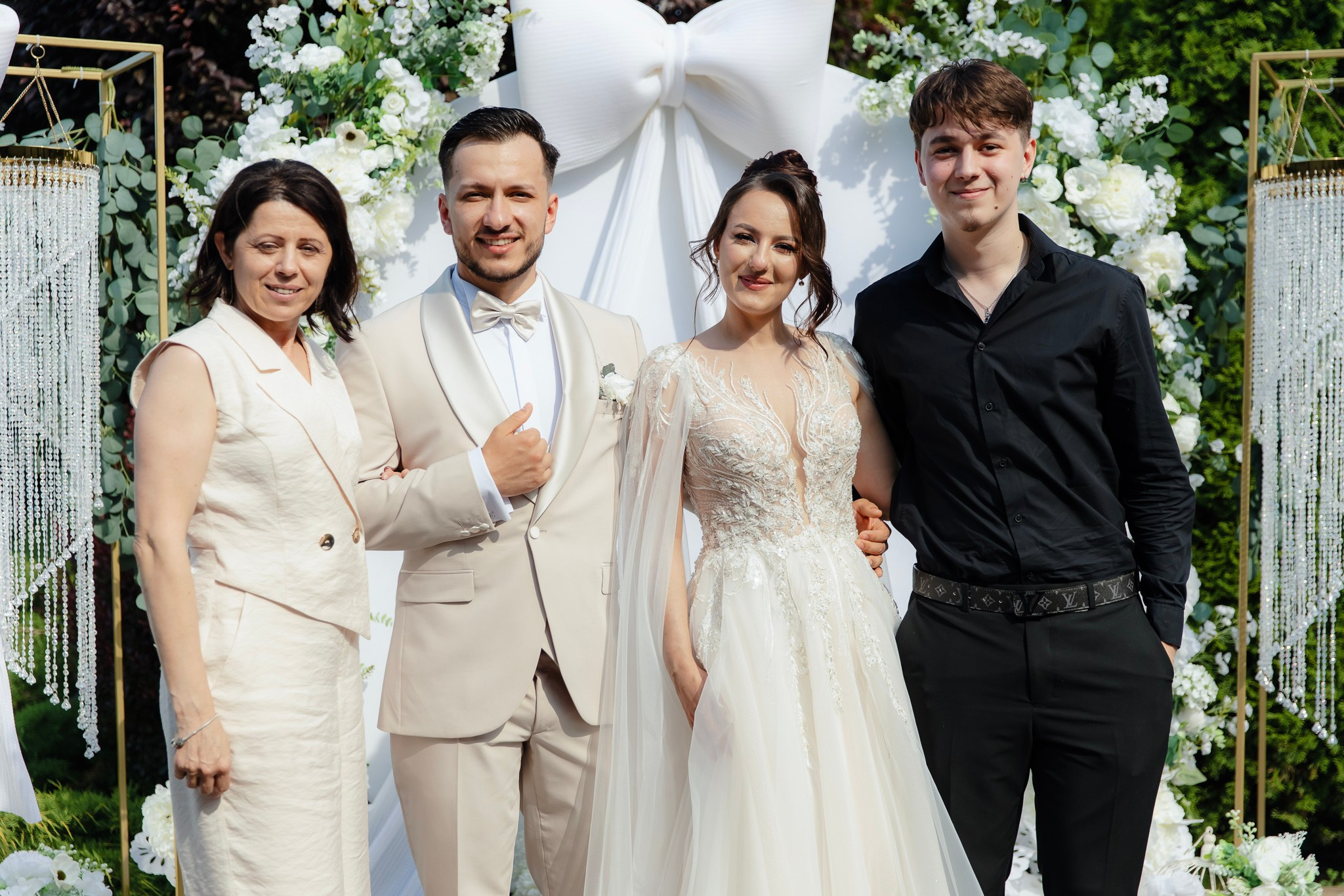 Ioana & Ionuț | Nuntă de poveste la Păstrăvăria Poiana din Mălini județul Suceava. Servicii foto-video profesionale, pentru momente de neuitat