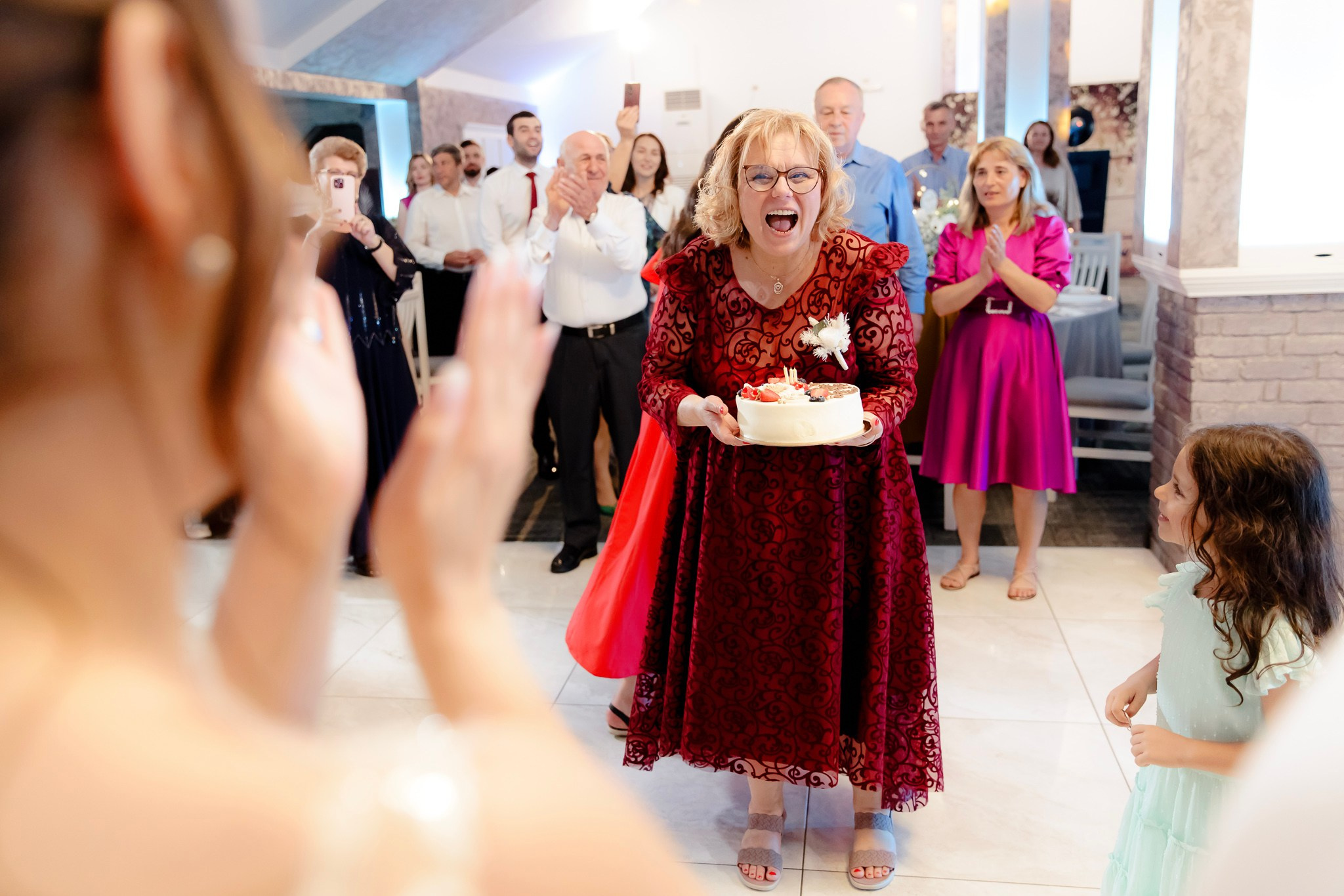 Ioana & Ionuț | Nuntă de poveste la Păstrăvăria Poiana din Mălini județul Suceava. Servicii foto-video profesionale, pentru momente de neuitat