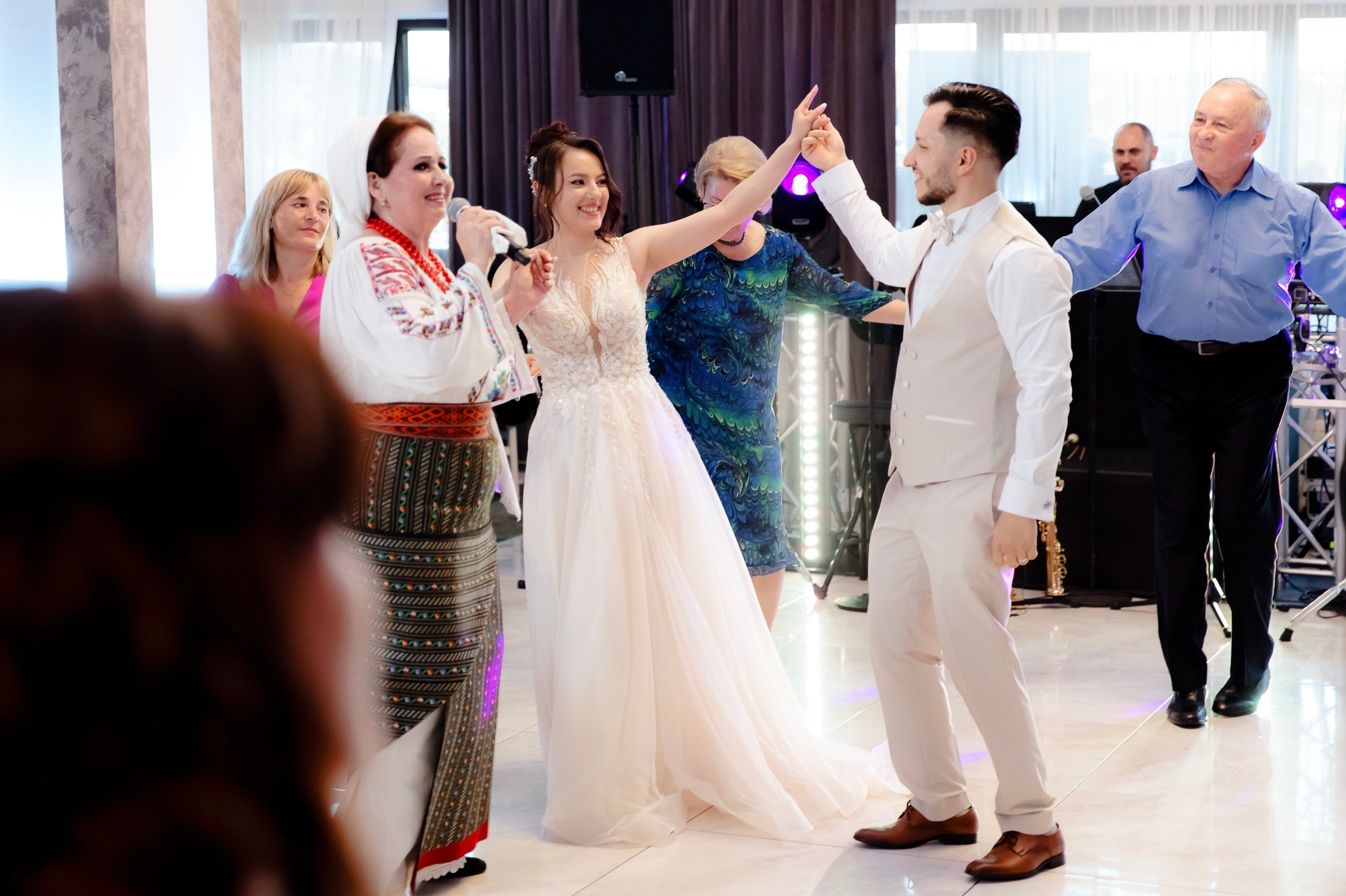 Ioana & Ionuț | Nuntă de poveste la Păstrăvăria Poiana din Mălini județul Suceava. Servicii foto-video profesionale, pentru momente de neuitat