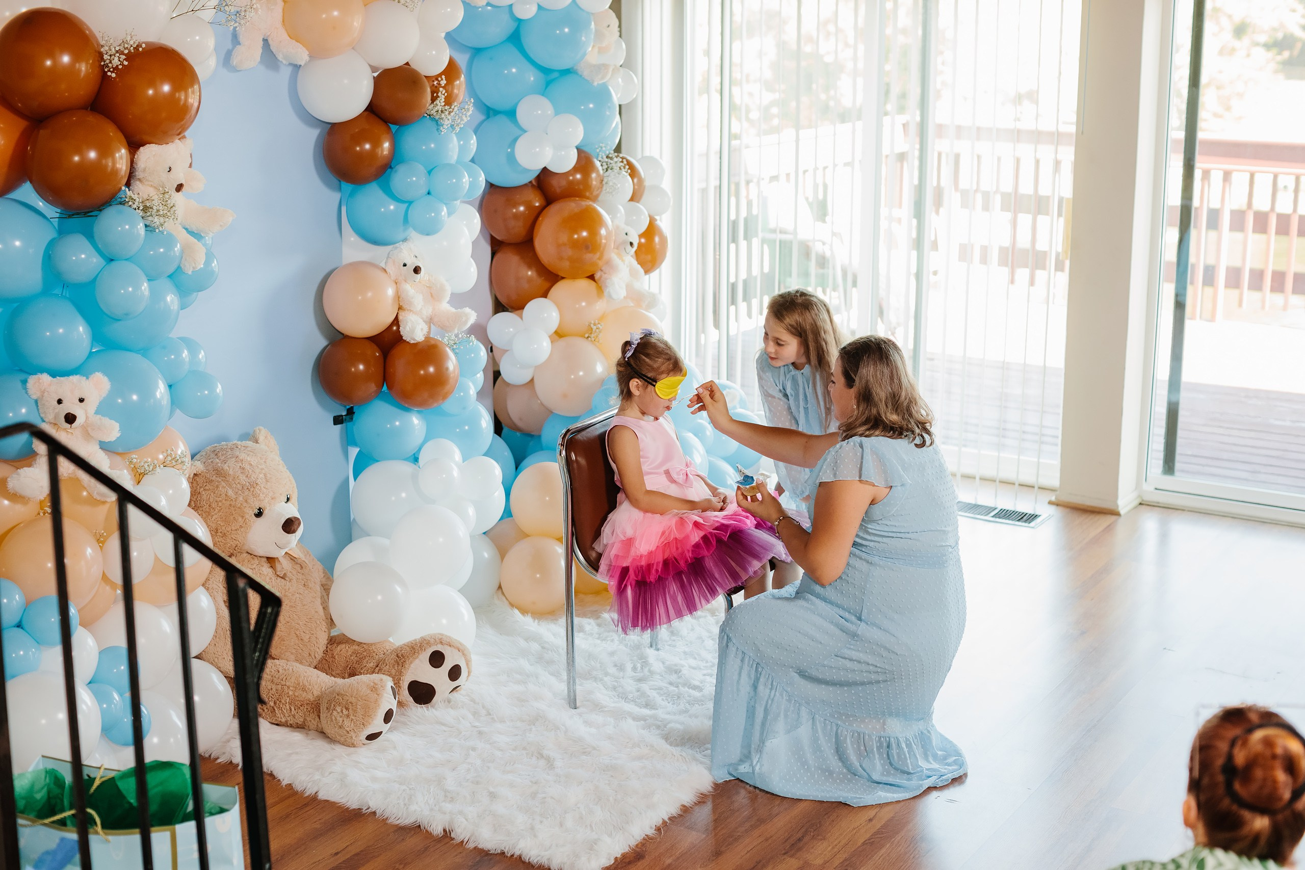 10.01.2022 Baby shower. Wedding family event photographer in Chicago Nick Yushevich