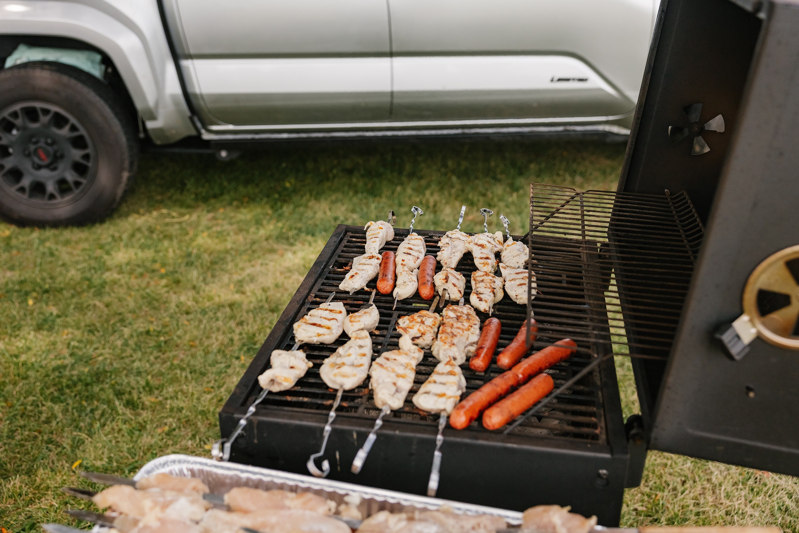 OCMC 09.13.2025. Wedding family event photographer in Chicago Nick Yushevich