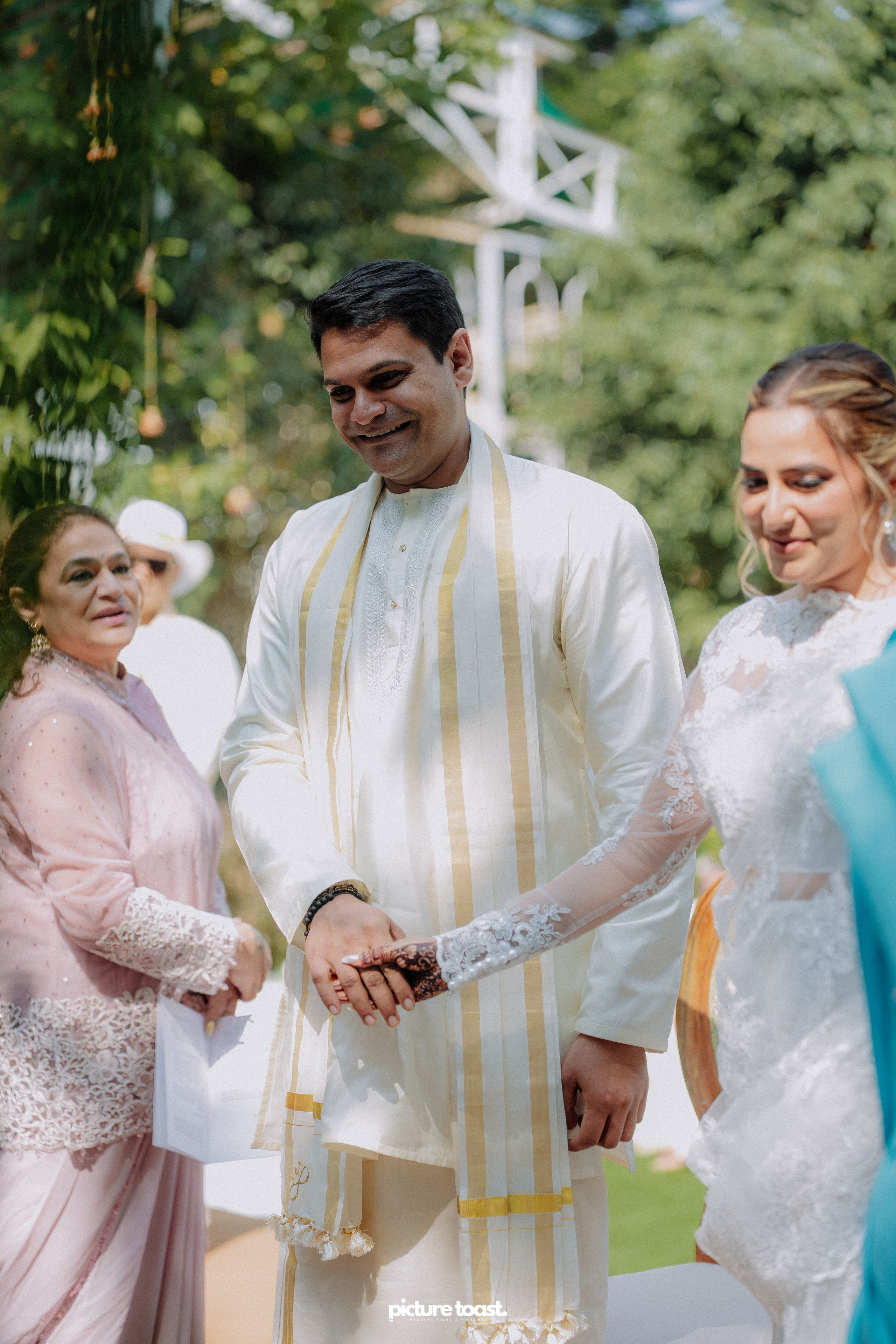 Blessing of Rajiv & Aashna. Fine art Wedding Photographers in India & Canada