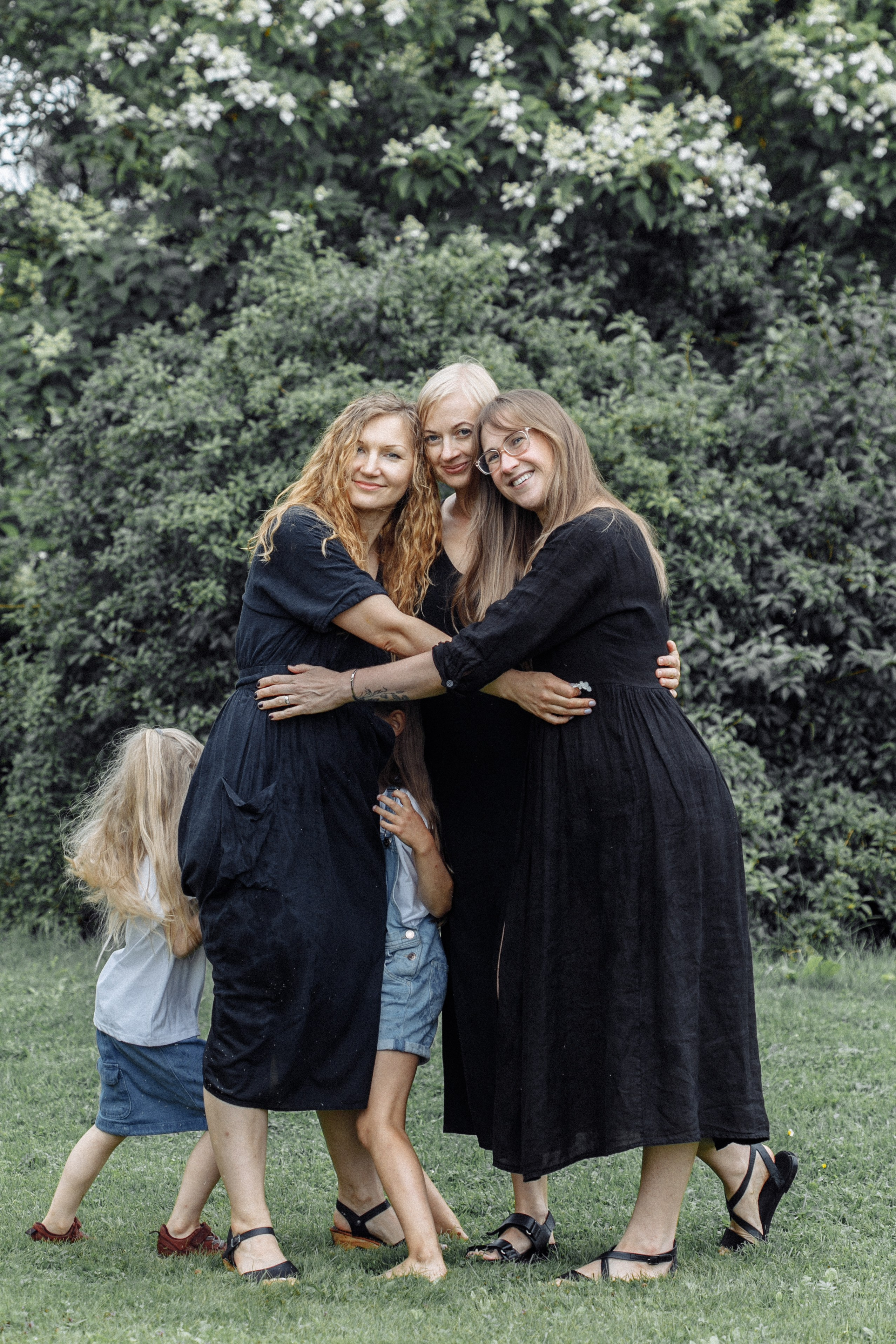 Happy rain. Sandra Garanca Portrait and event photographer