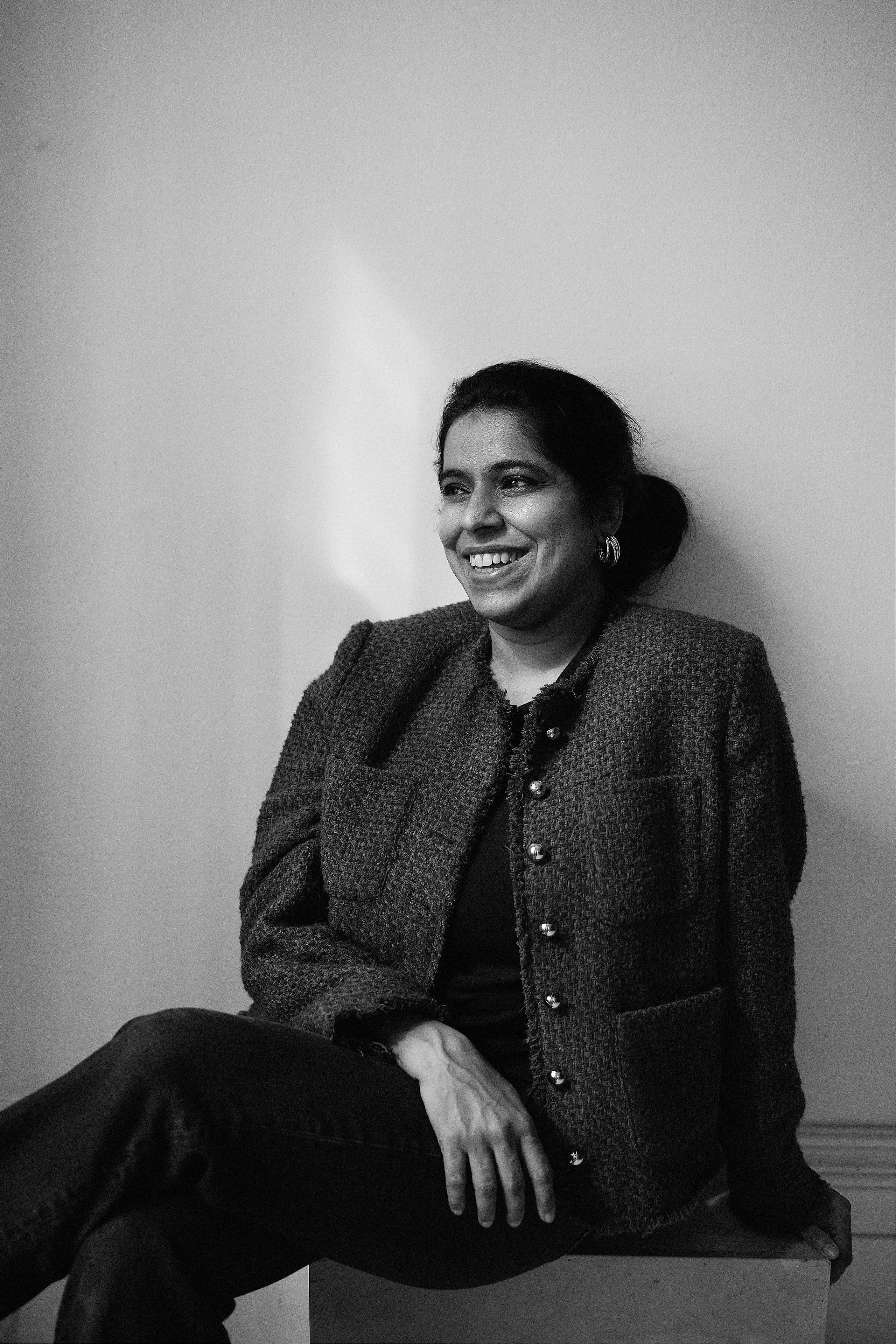 S. Rawnoir- Portrait photography by Daria Paliy.Timeless black&white portraits of women in NYC area