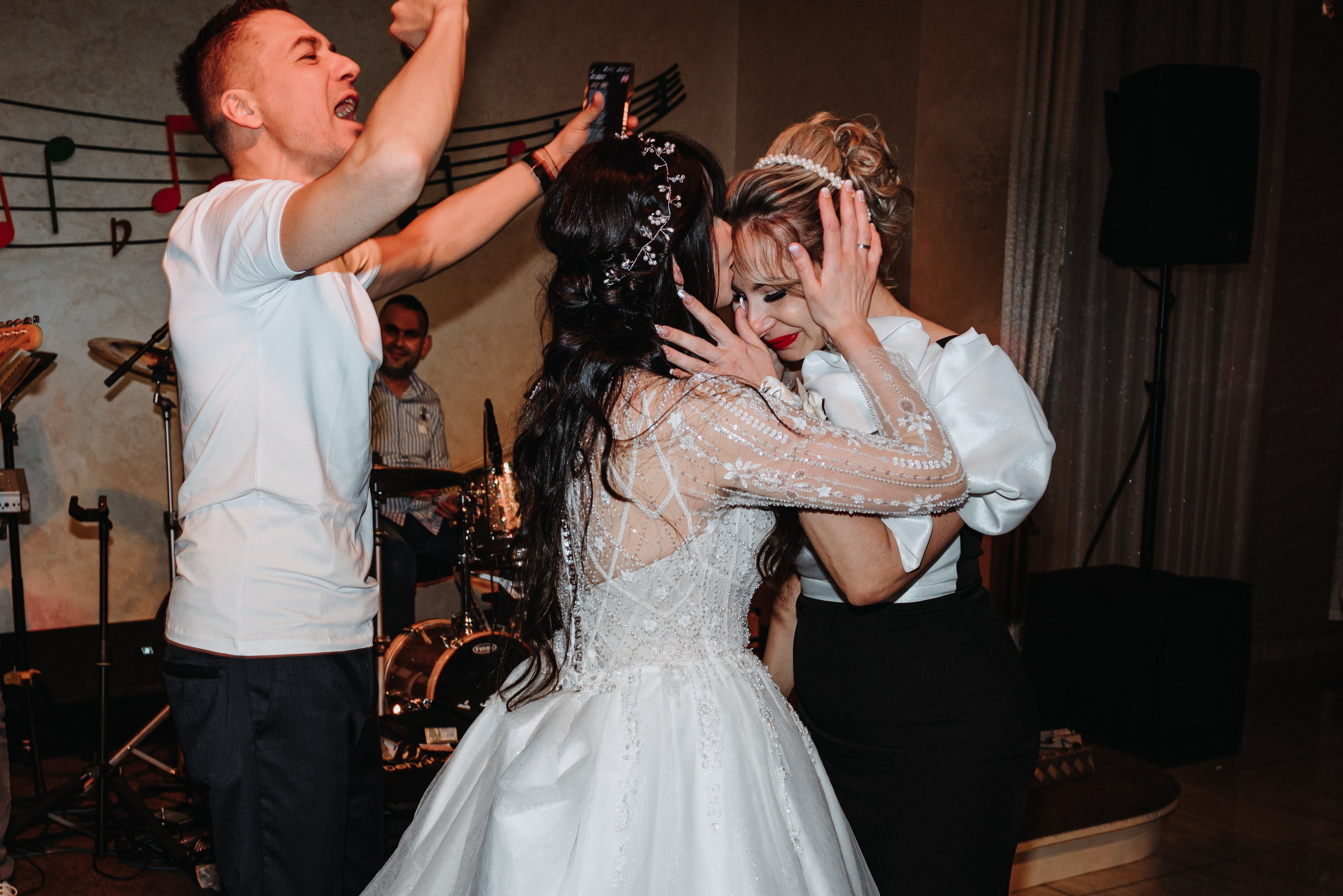 Bojana i Marko. Wedding, family and destination photographer. Based in Serbia, available for the whole world