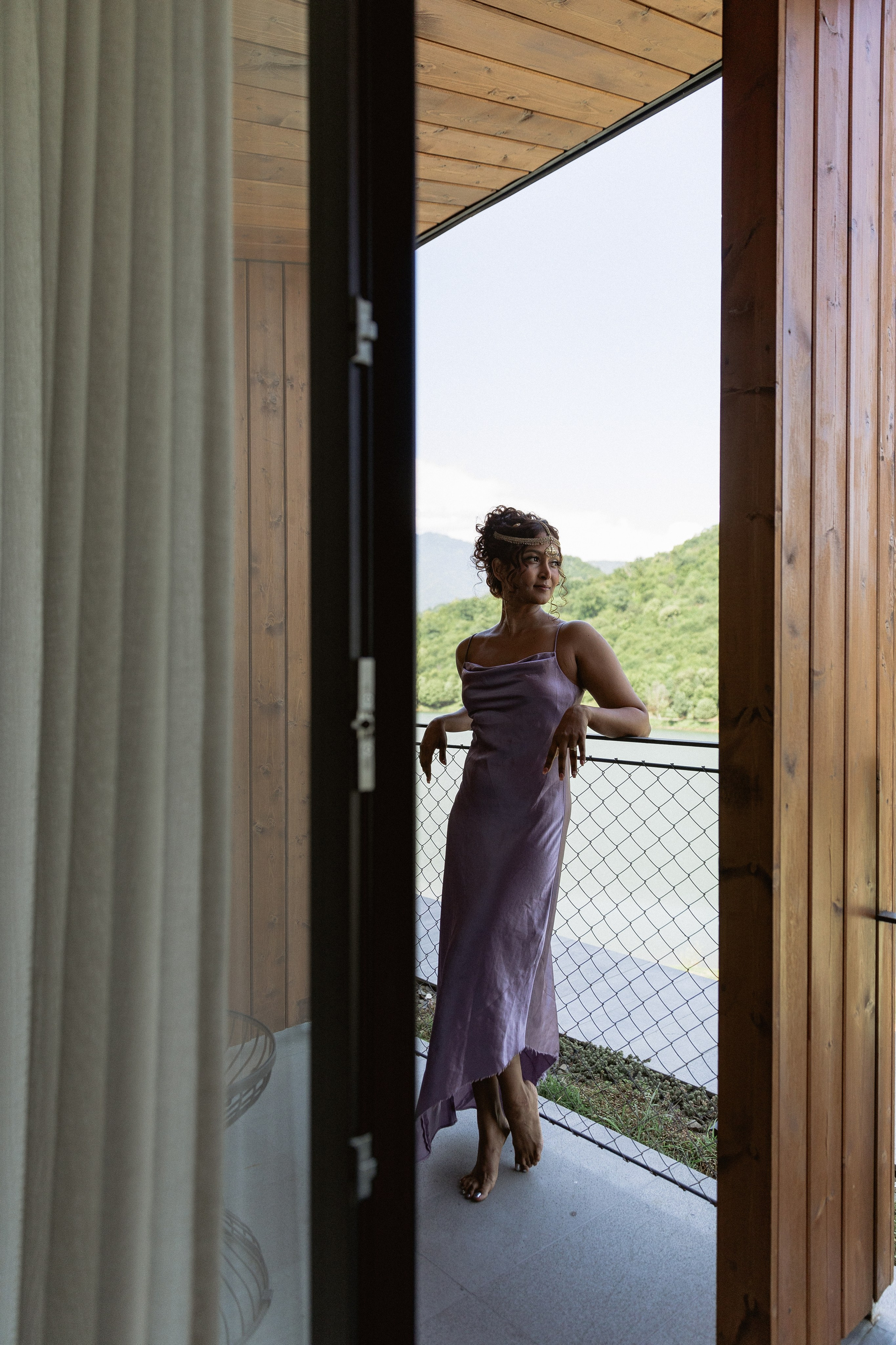 Thesakaya and Kevin. Photographer Anna Nazarenko