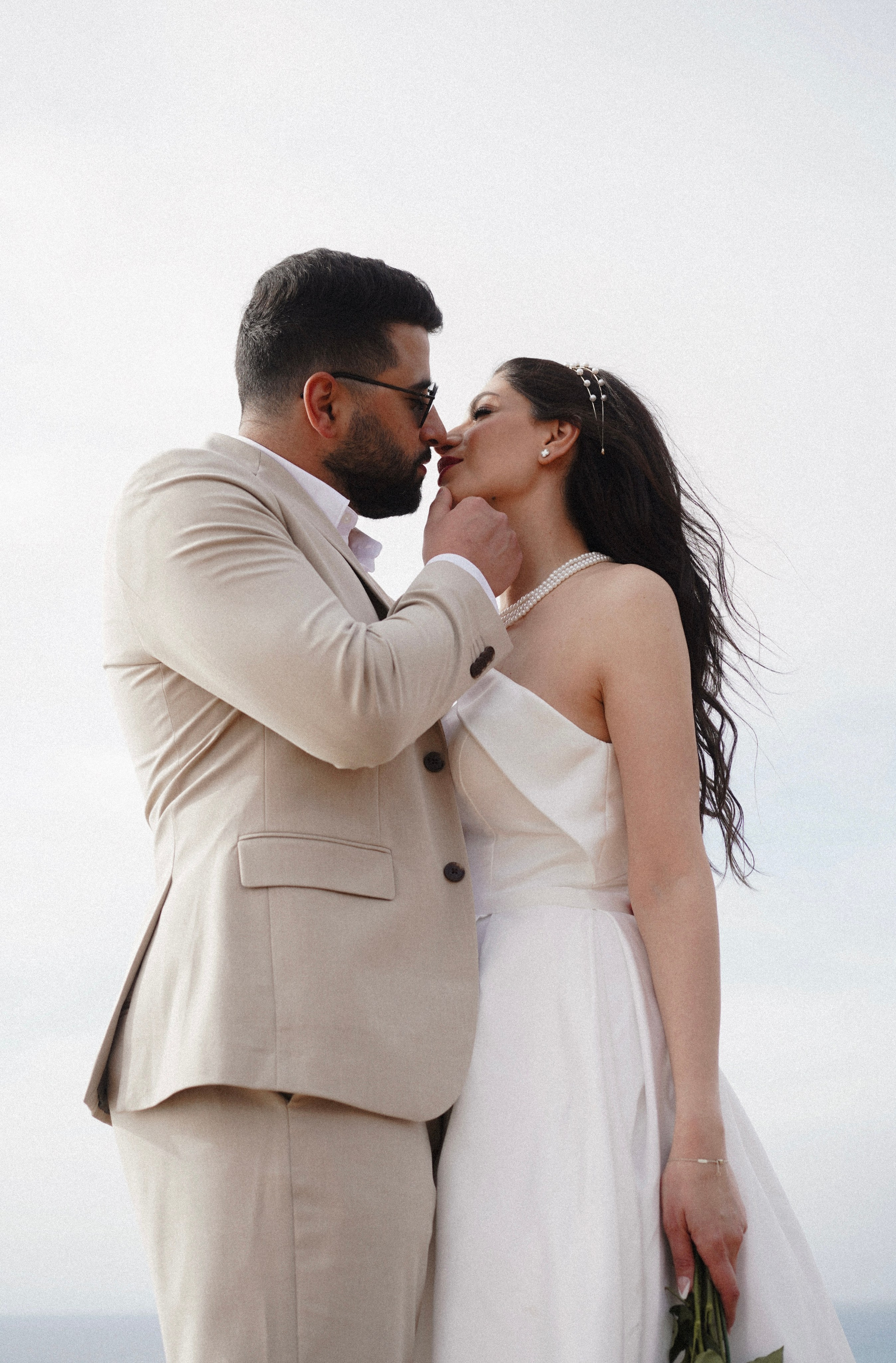 Love story photoshoot. Engagement photoshoot. Couple photoshoot. Malibu. Family photoshoot, Get away photoshoot in California. Beautiful love story photoshoot.