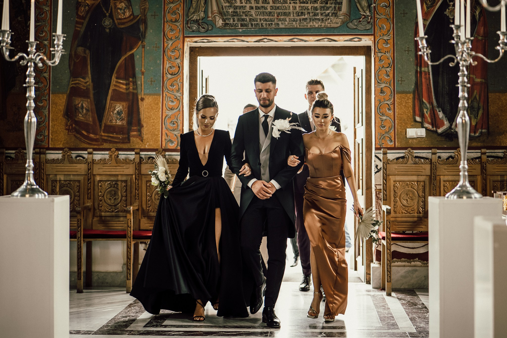 Fotografii de nuntă la Muzeul de artă Cluj-Napoca. Horatiu Fat: Fotograf si Videograf Profesionist Nunta Cluj-Napoca