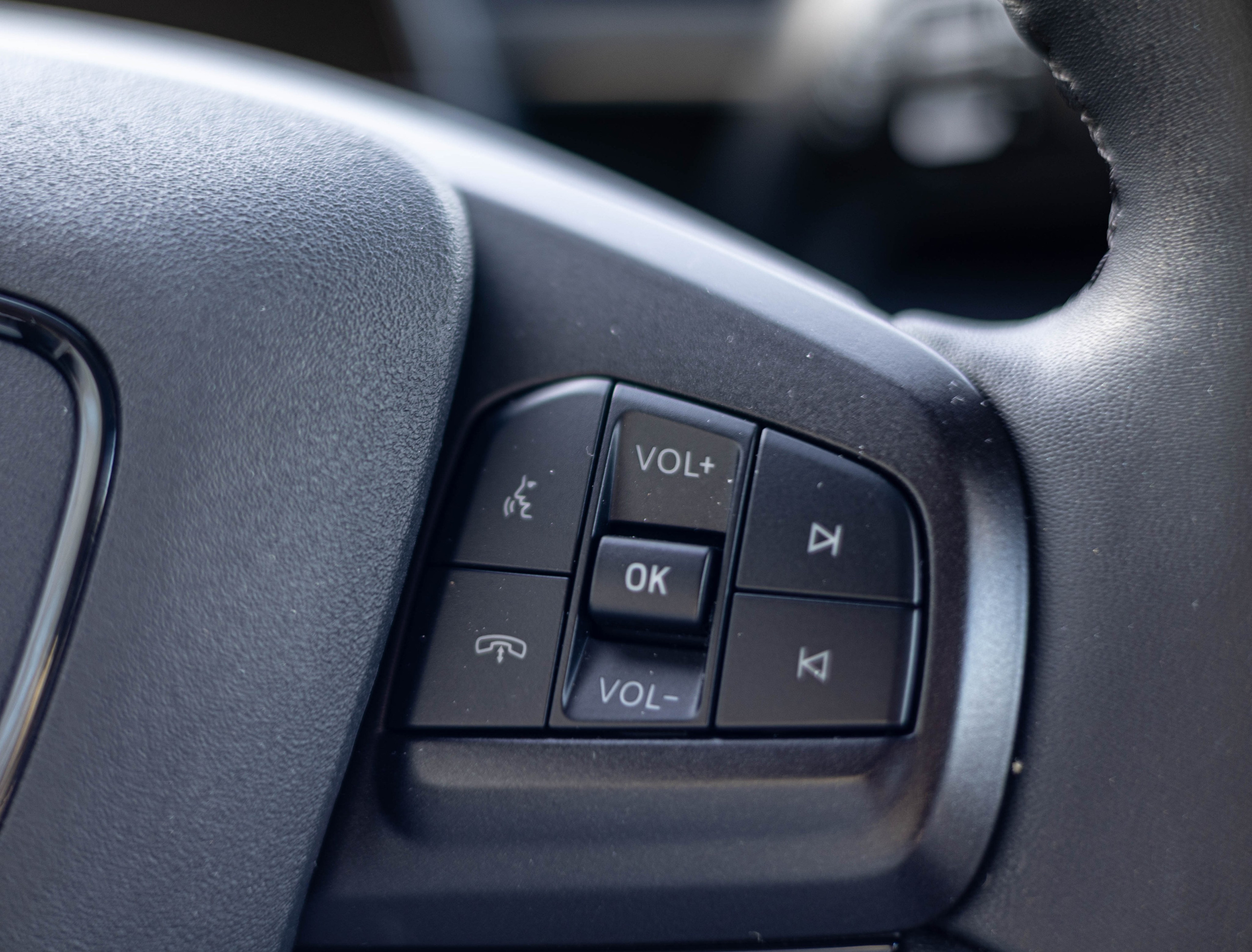 Пример фото автомобиля на продажу. Семейный фотограф Кишиневе, Молдова Врабий Ольга