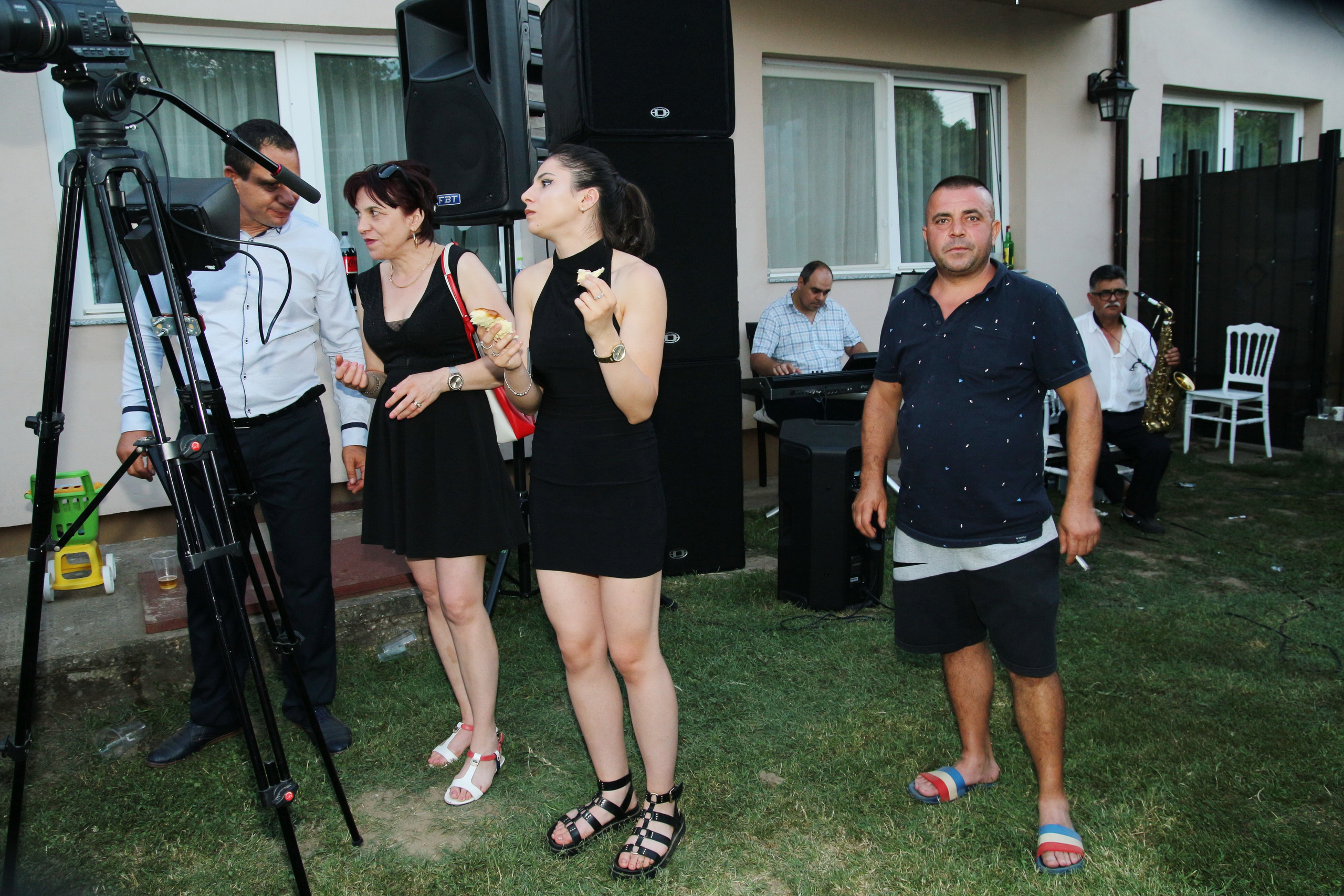 BYZO MEDIA. PETRU BYZO - family and children photographer in ROMANIA