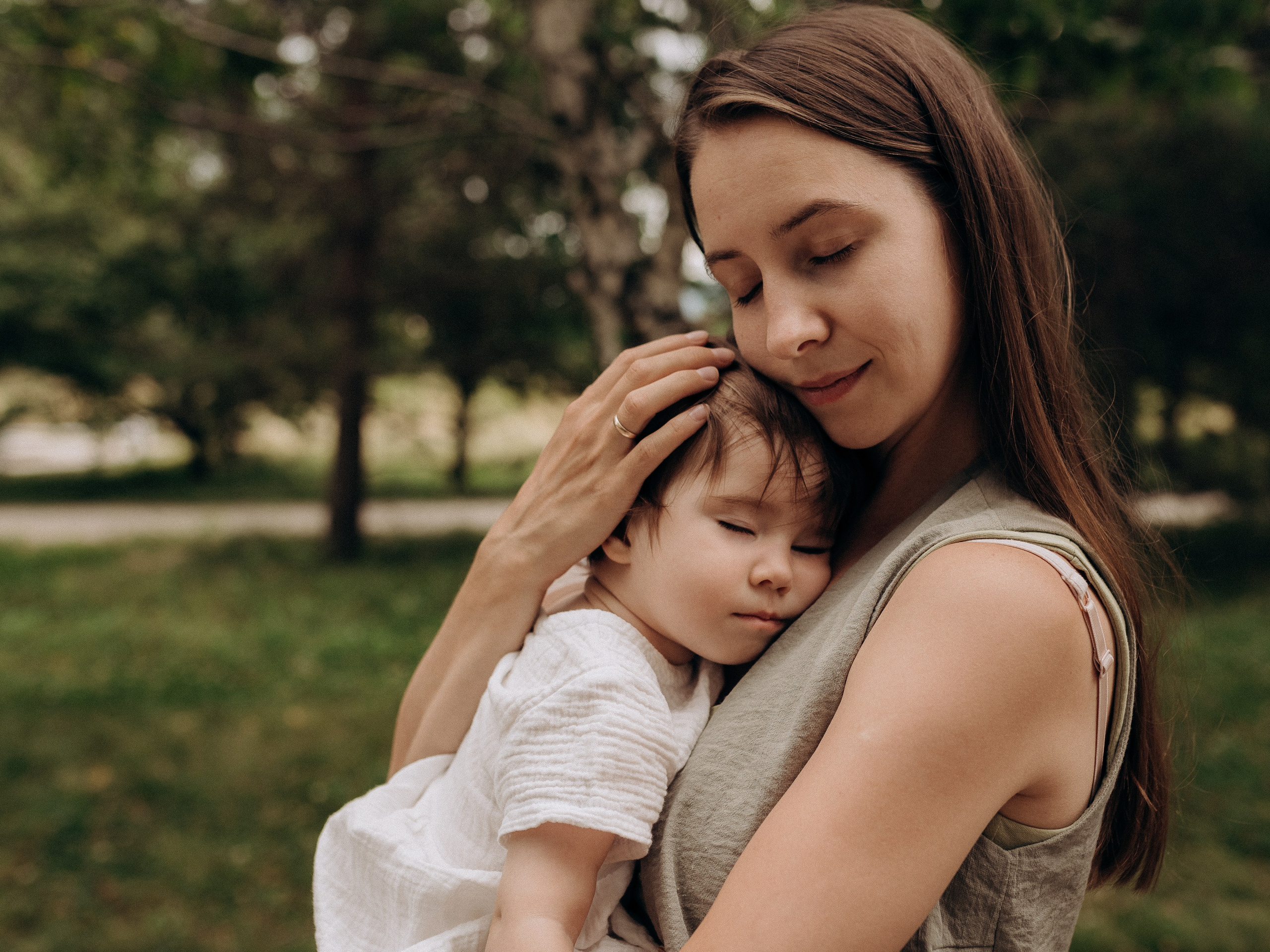 Ульяне годик. Индивидуальный и love story фотограф в Алматы Шарычева Ирина