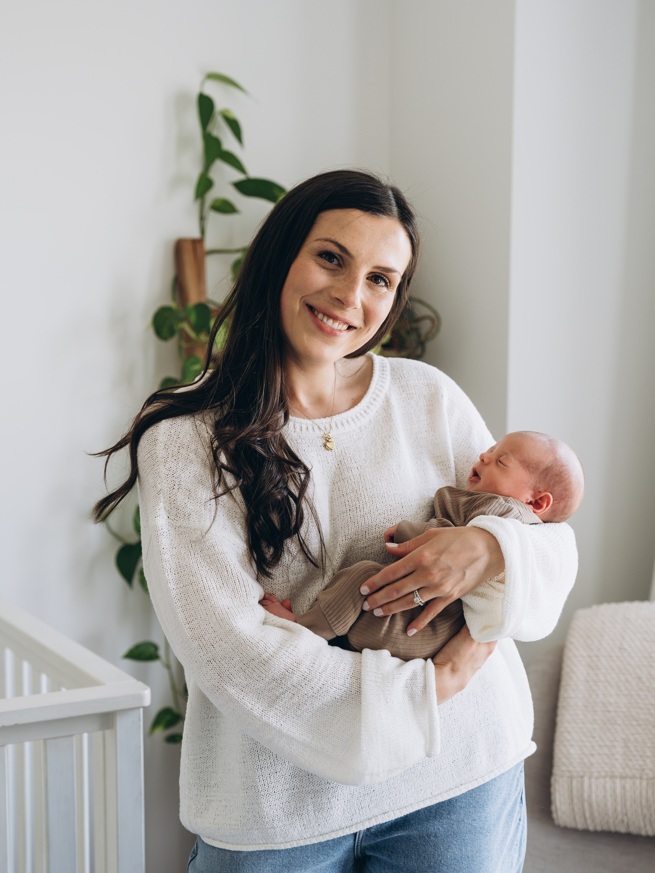 Jess & Fam #2. Calgary Wedding & Lifestyle Photographer — Yevhen Polishchuk