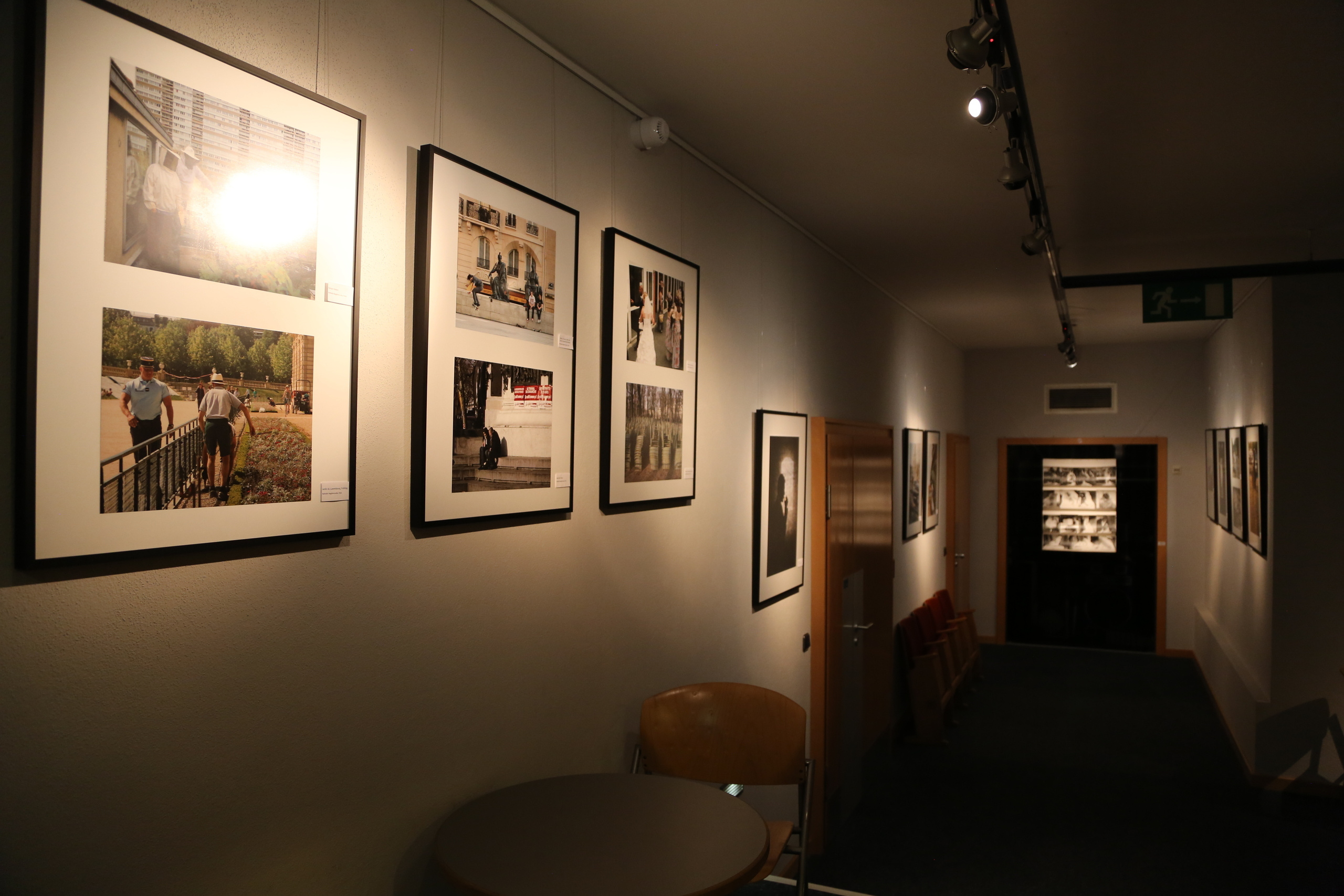 BIO, CRITIQUE ET CONTACT. Natalia Bogdanovska. Films et photographie corporate en France