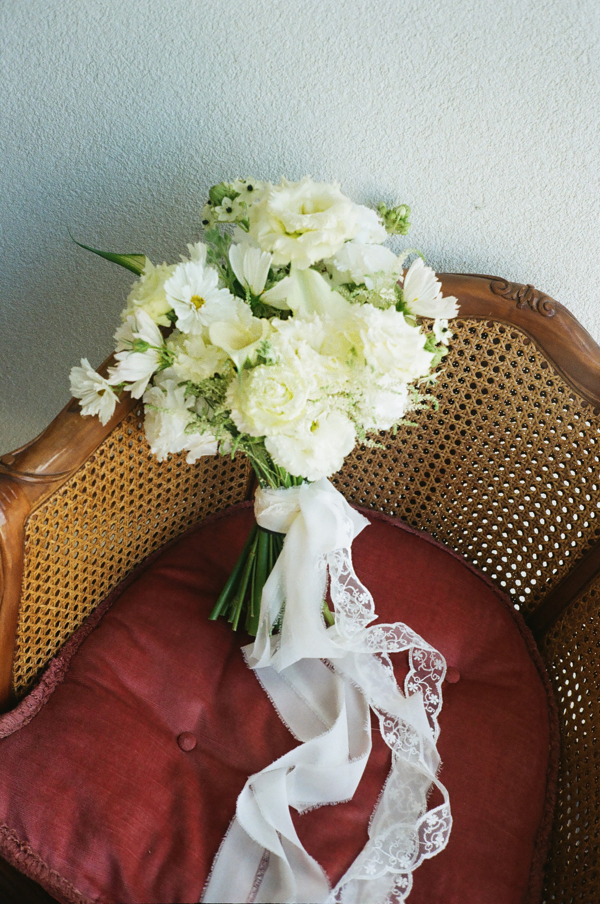 Wedding photographer in Wroclaw Warsaw Krakow Margarita Tuleiko