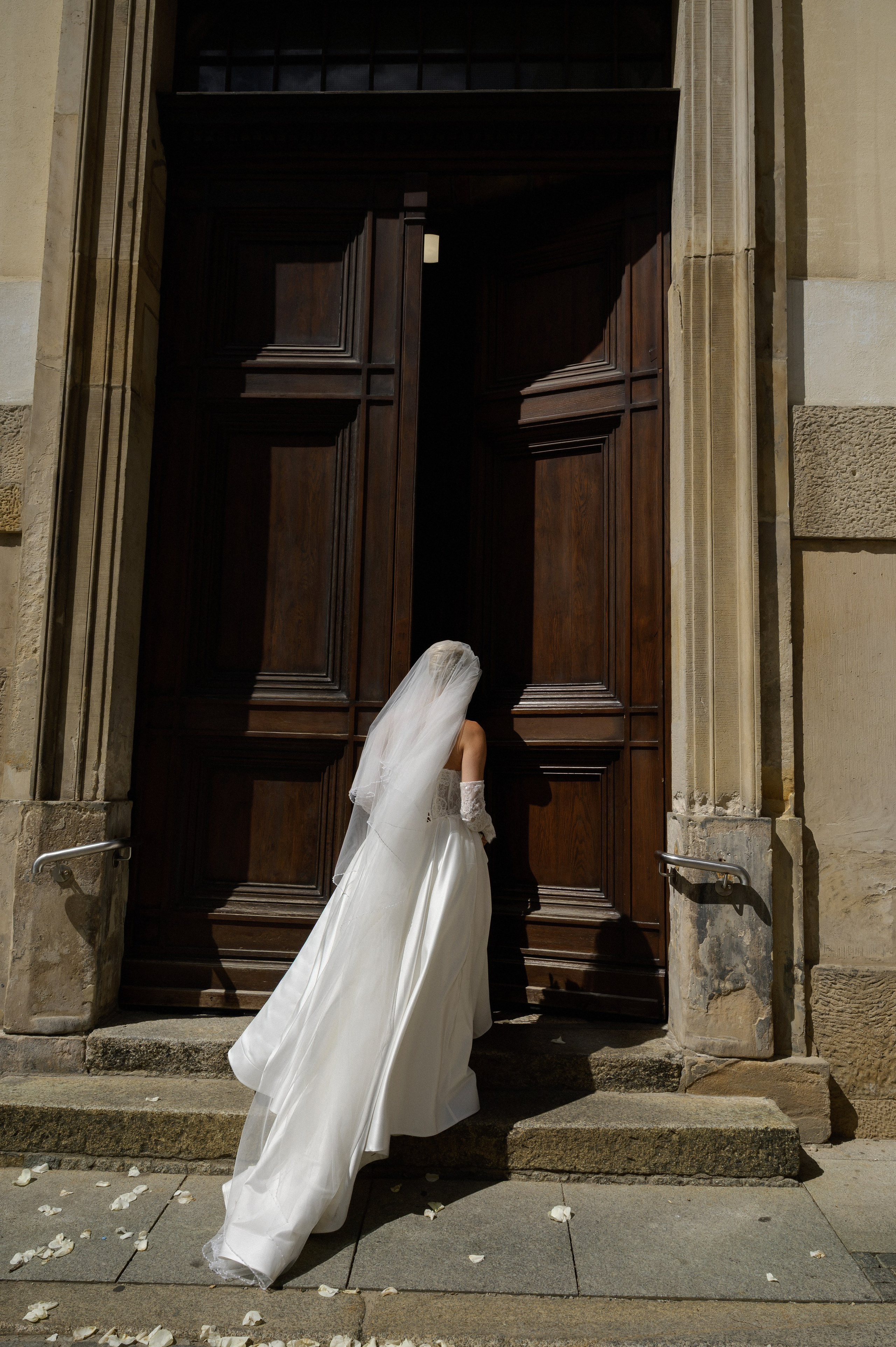 Wedding photographer in Wroclaw Warsaw Krakow Margarita Tuleiko