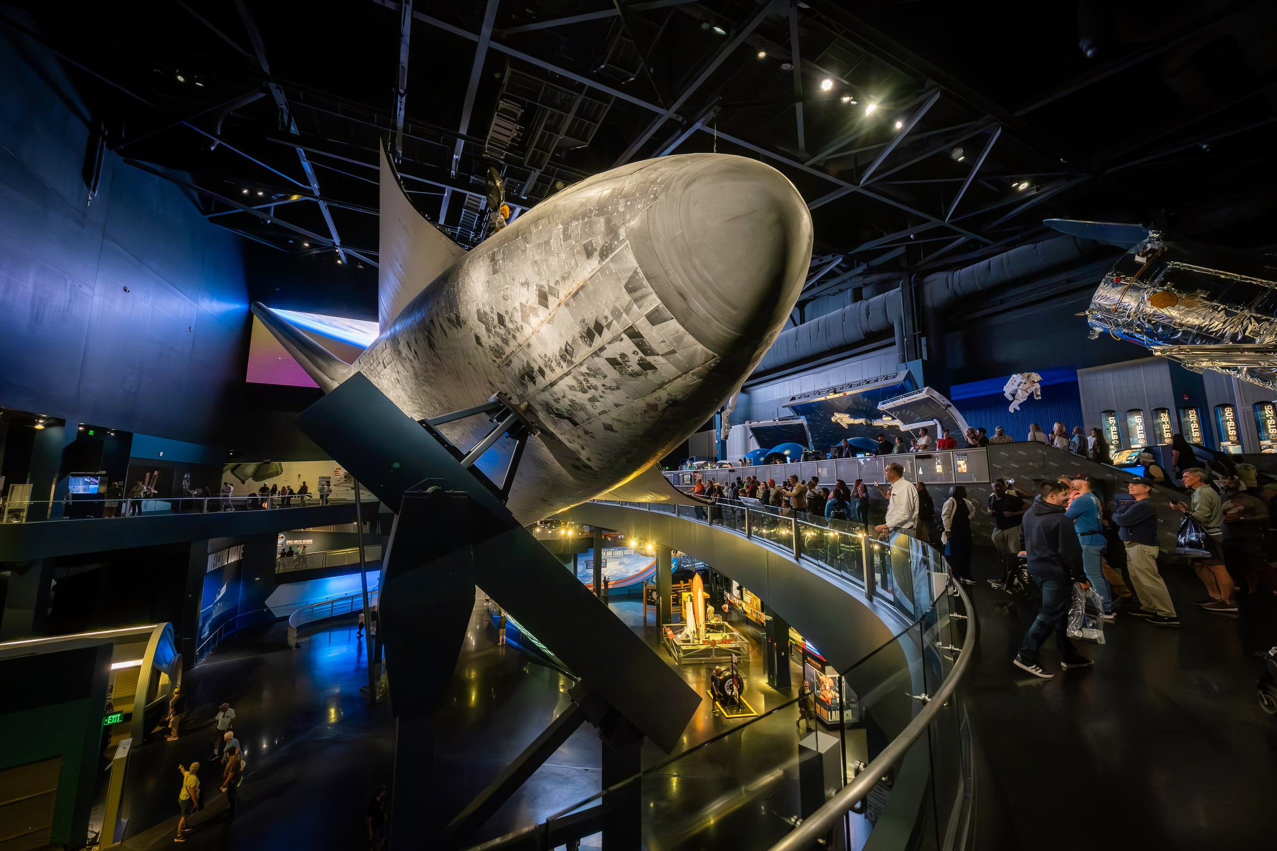 FLORIDA / CANAVERAL SPACE FORCE MUSEUM. Reportage concert portrait photography in the San Francisco Bay Area