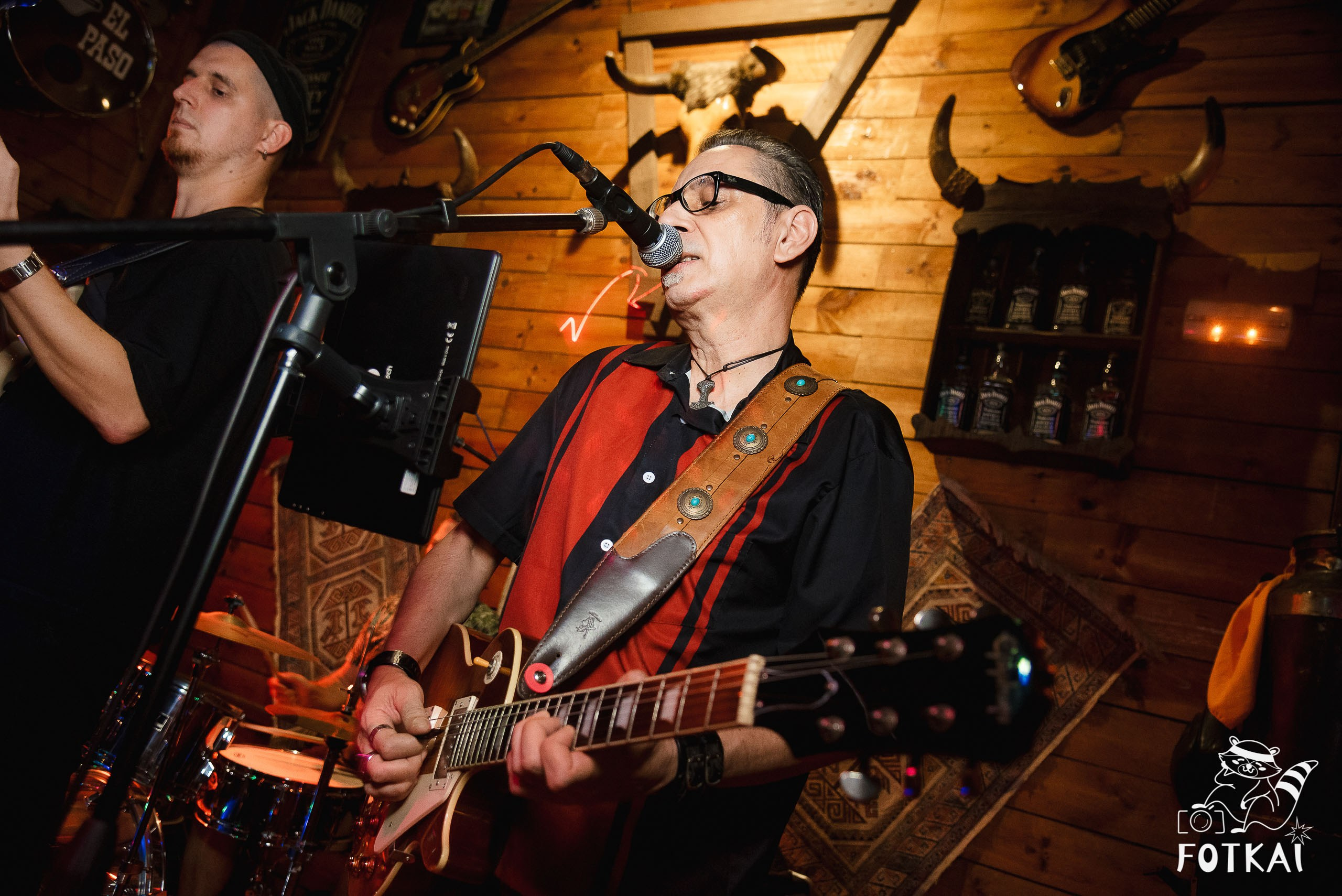 El Paso Rock Bar Torrevieja: Reportaje fotográfico 01.08.25 | FOTKAI