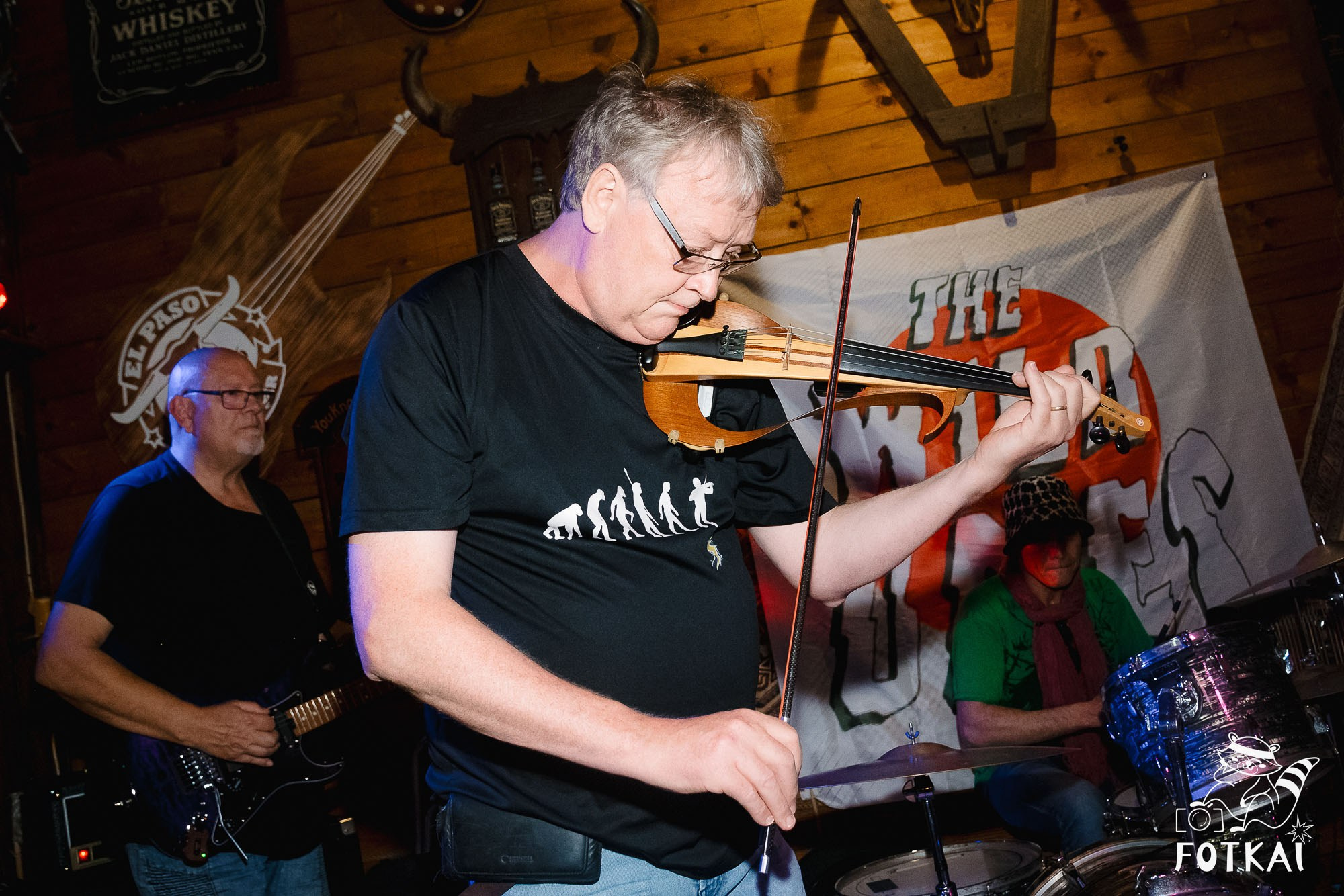 Dirty Picks — Concert Photos at El Paso Bar, Torrevieja, 2026 | FOTKAI