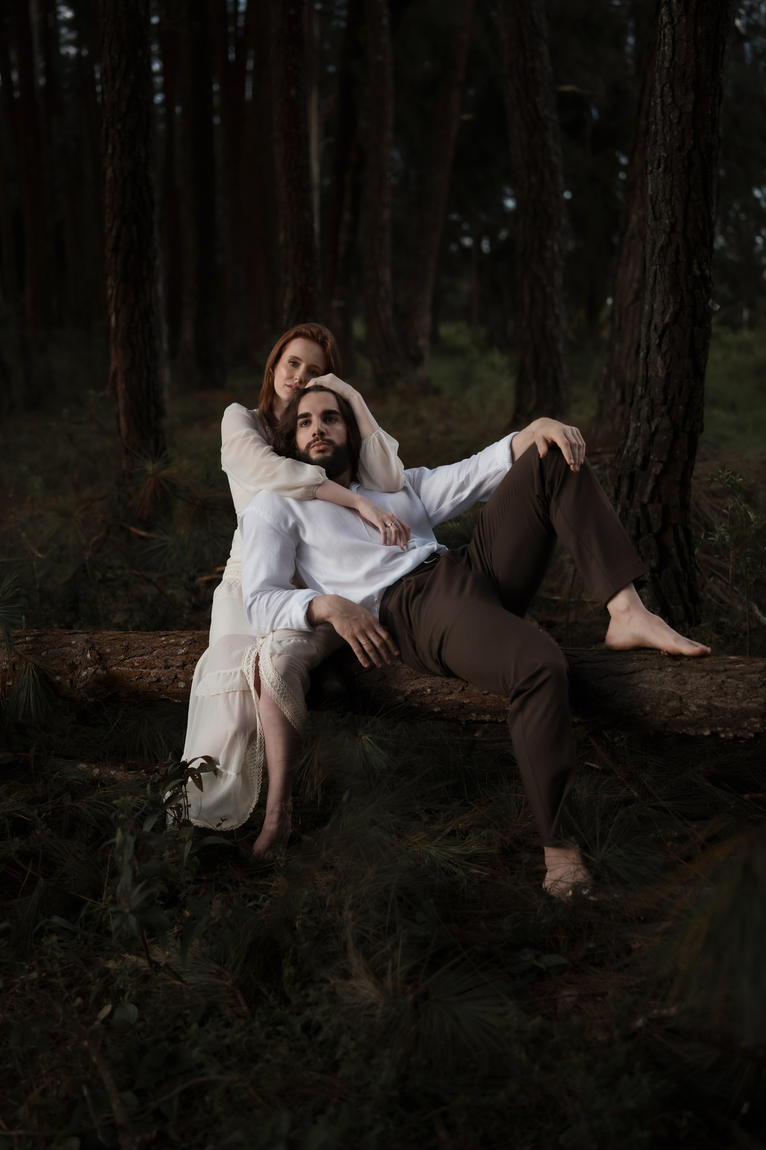 Pré-Wedding no Vila Relicário: Inspirações para Fotos de Casal ao Ar Livre. Edu e Josi Fotografia de Casamento em Belo Horizonte | Fotos Naturais