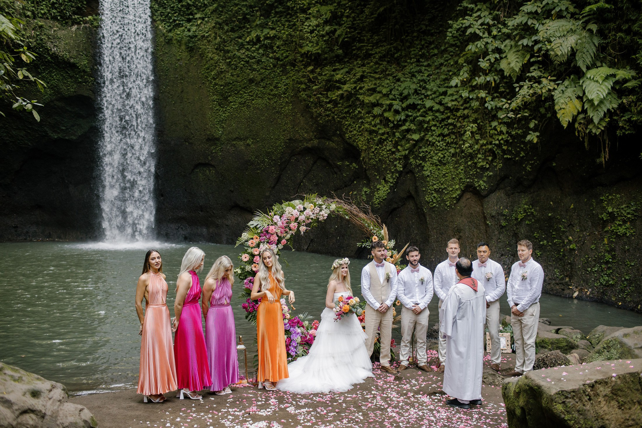 Bright trendy stylish wedding in the traditions of 2024. Get.it.feel — Aesthetic Photography and Videography