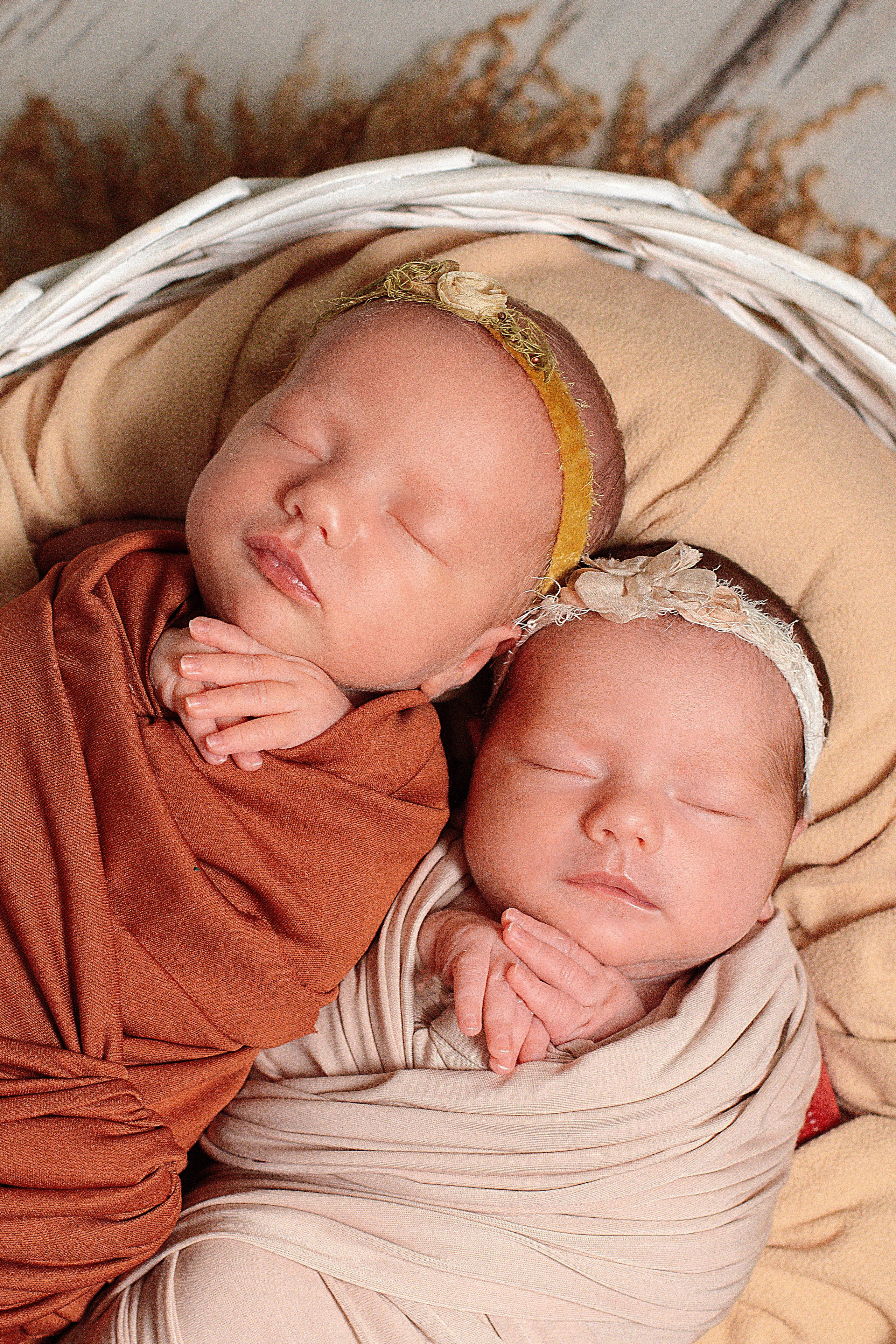 Newborn классическая. Детский и семейный фотограф в г. Бельцы