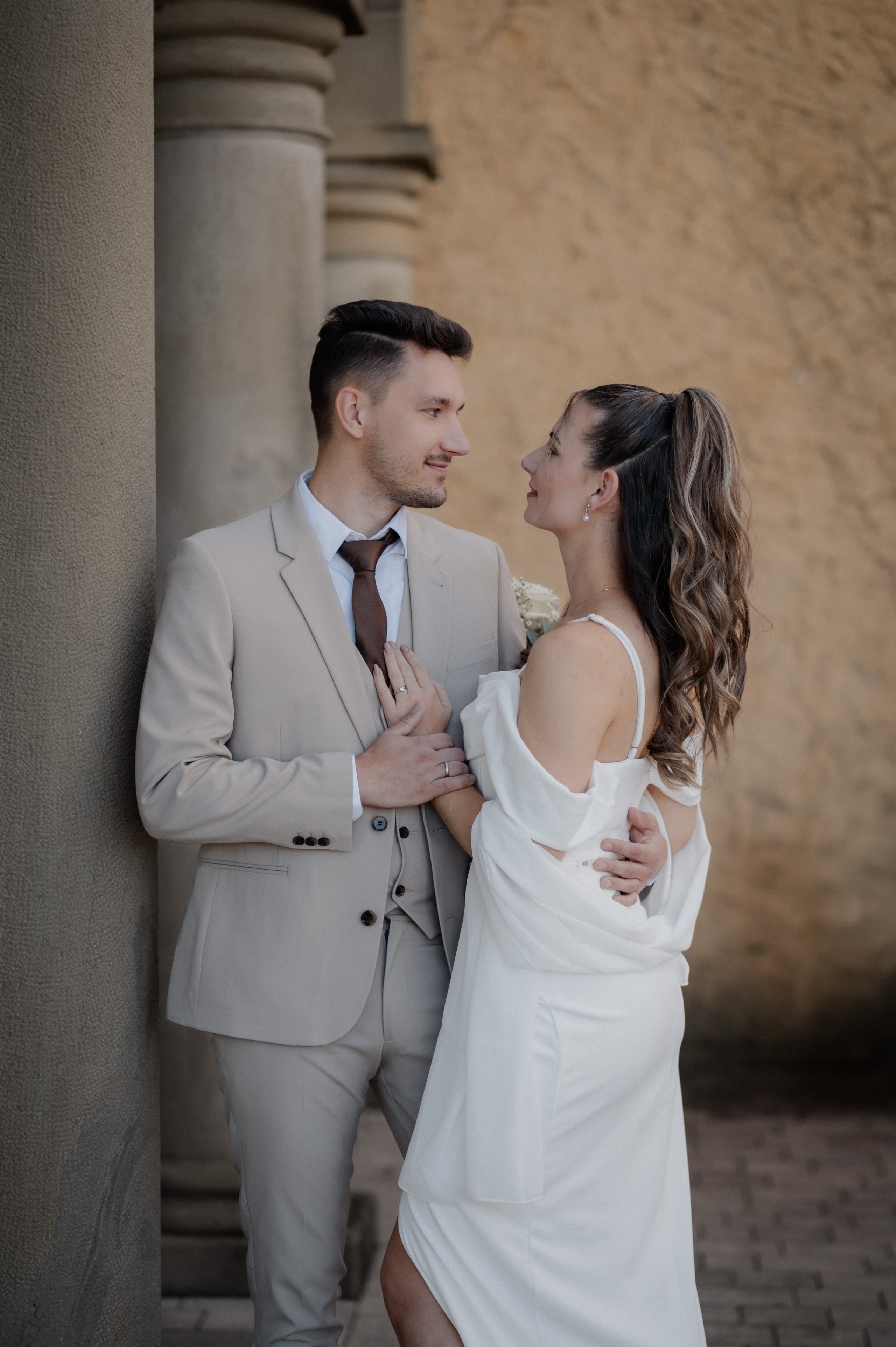 CIVIL WEDDING IN STADTSCHLOSS IN HERRIEDEN. Фотограф в Нюрнберге Ирина Менерт из Ансбаха