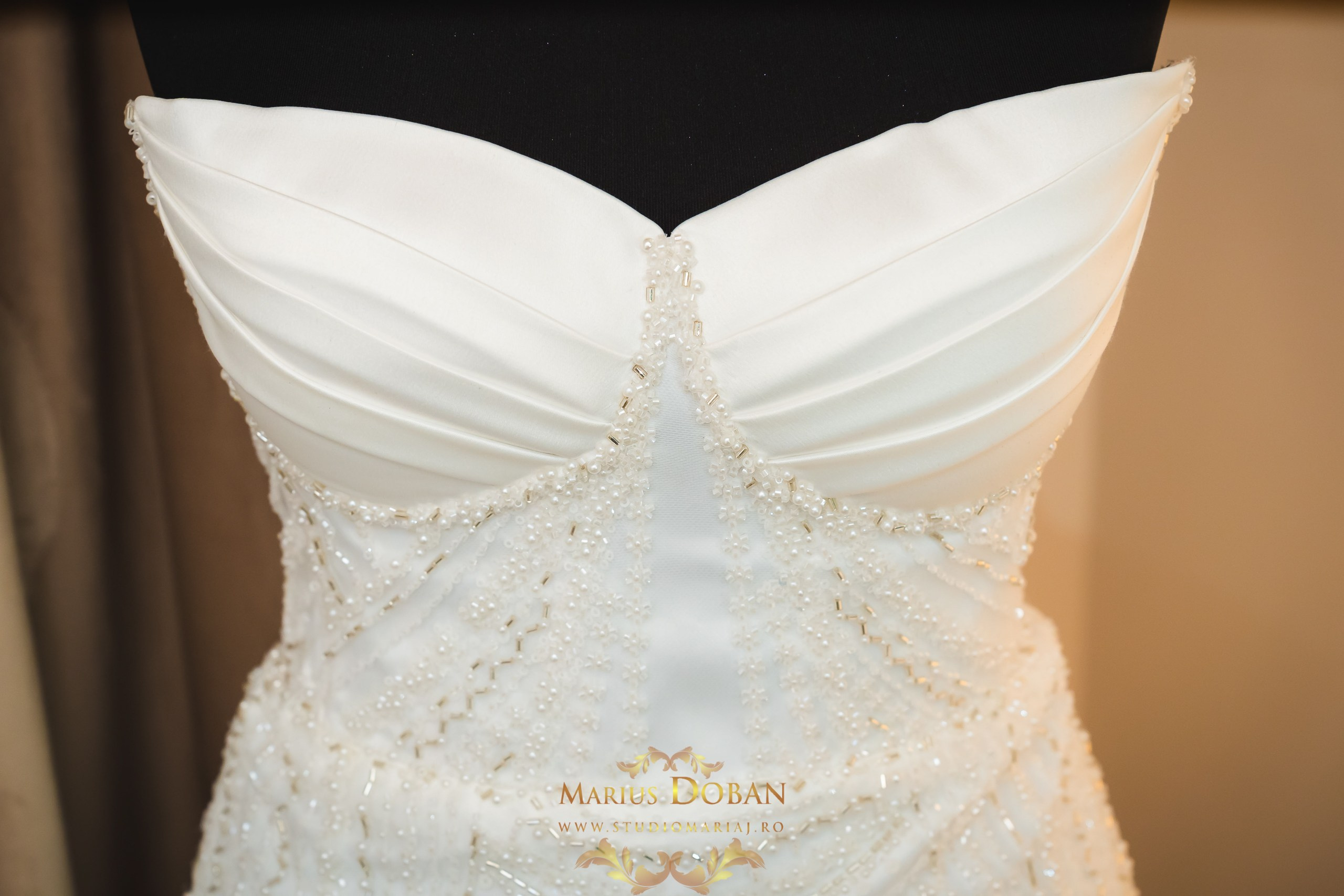 Iulia & Joszeph — preparing & details. Marius Doban