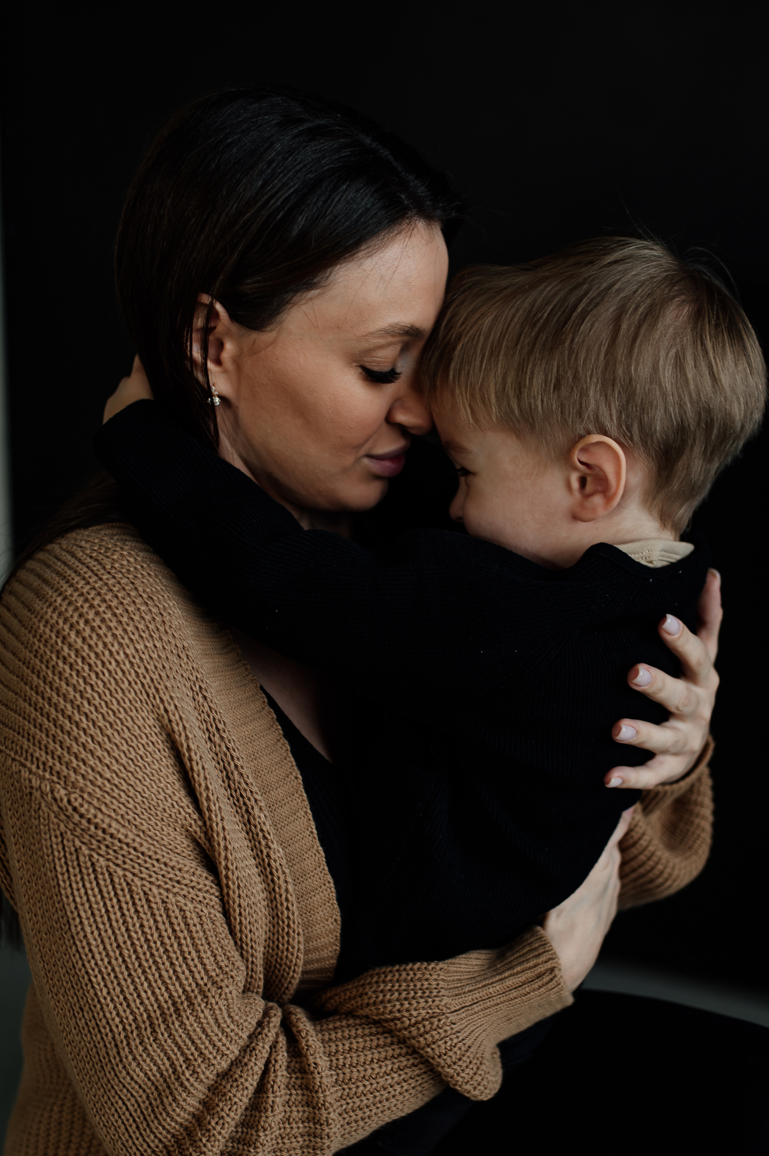 Family. Wedding and commercial photographer